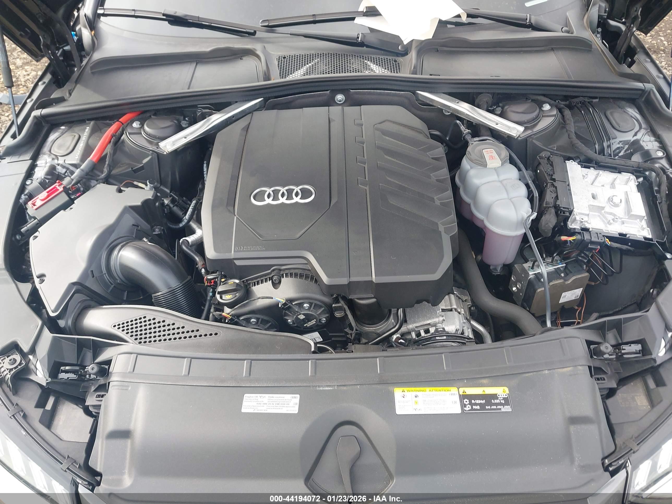 AUDI A4 image 10