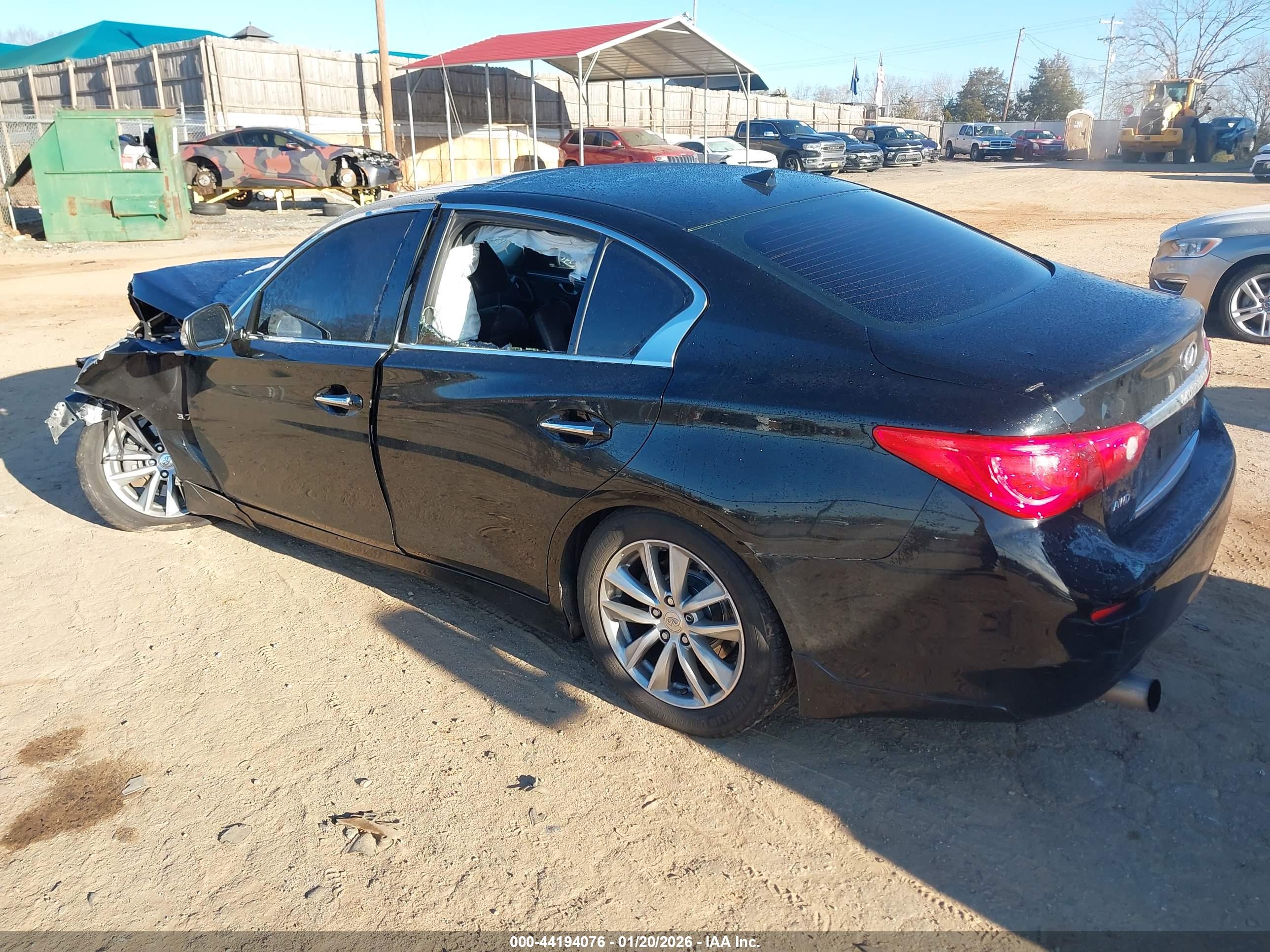 INFINITI Q50 image 3