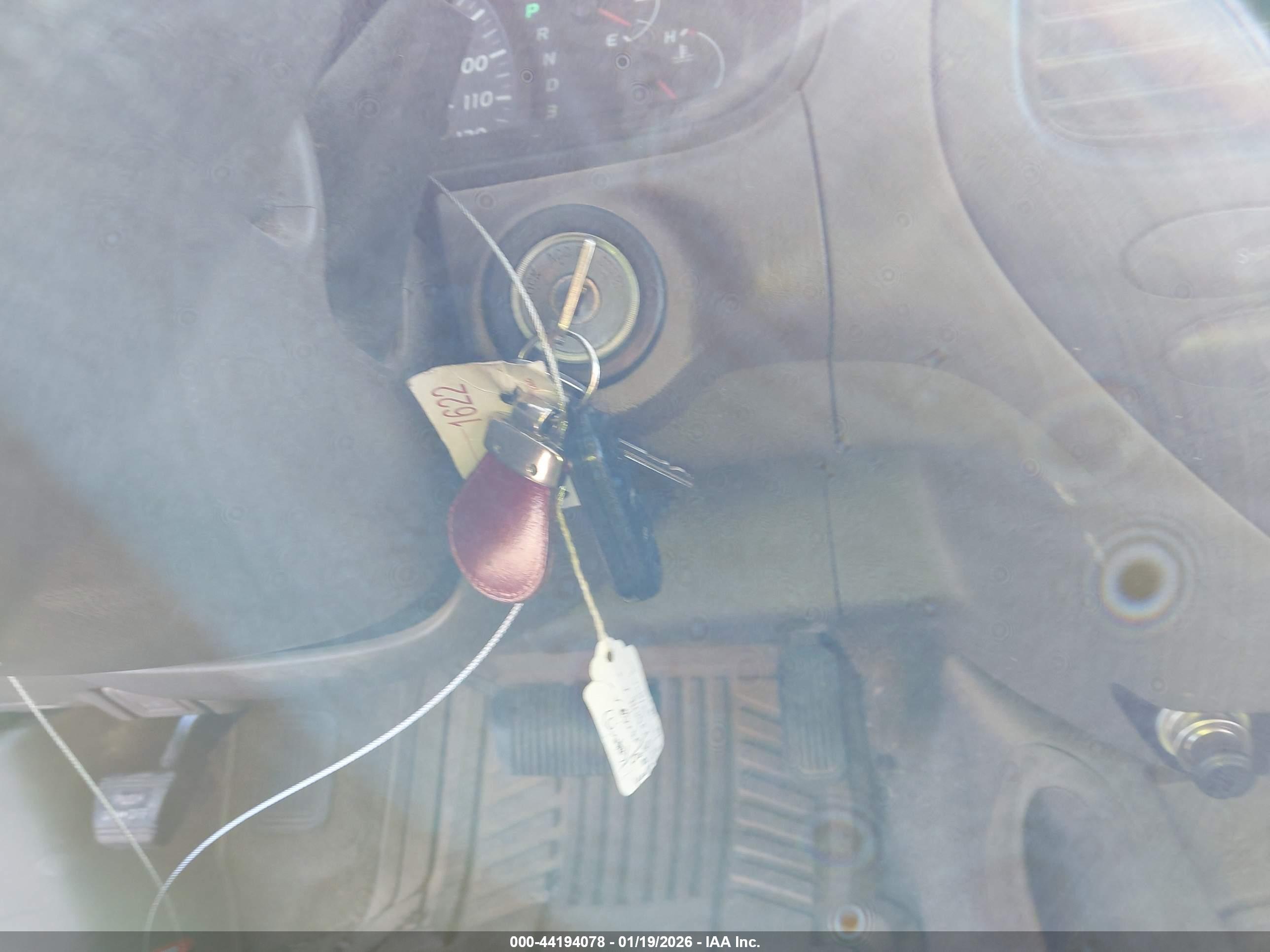 TOYOTA TUNDRA image 11