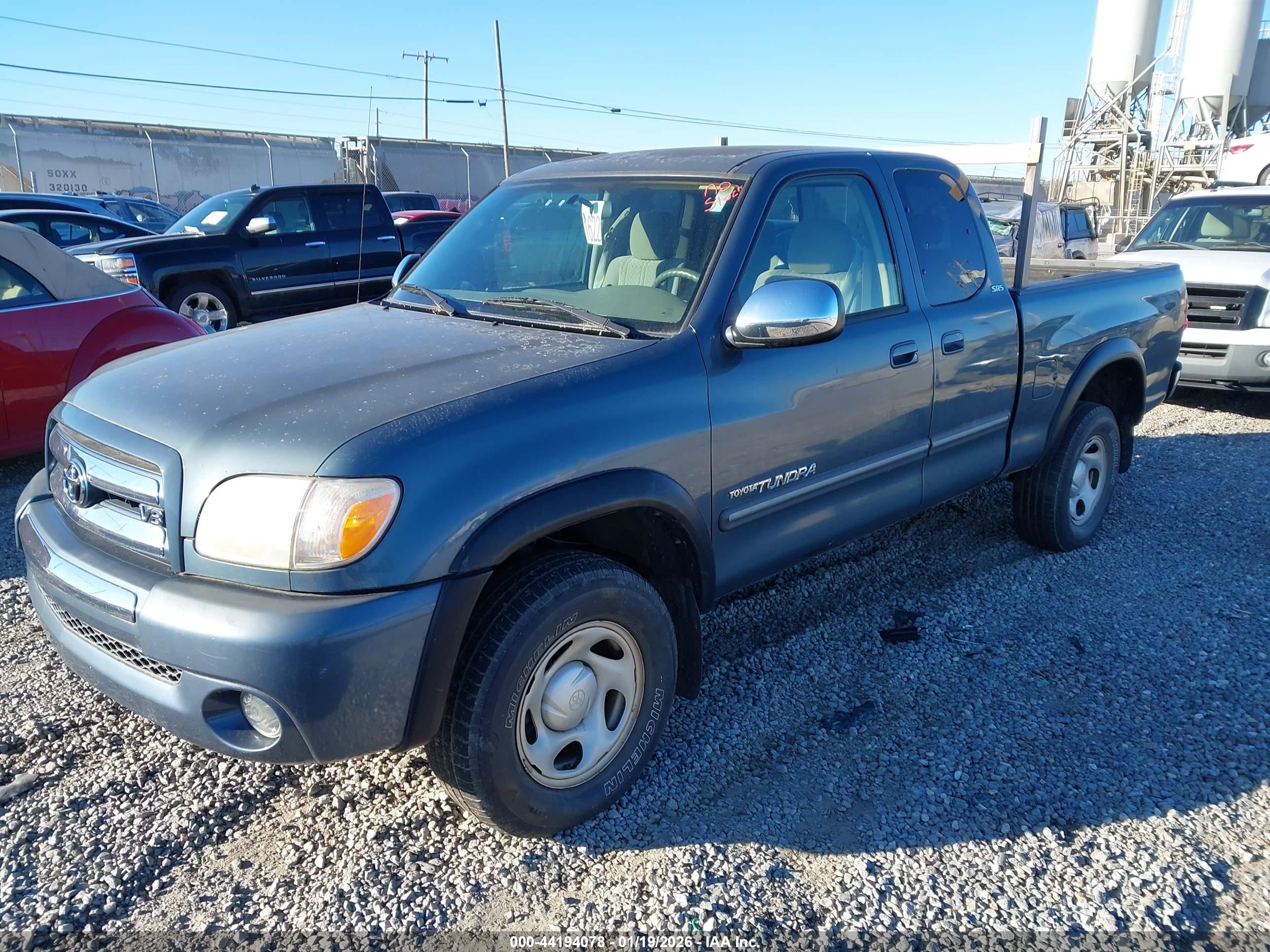 TOYOTA TUNDRA image 2