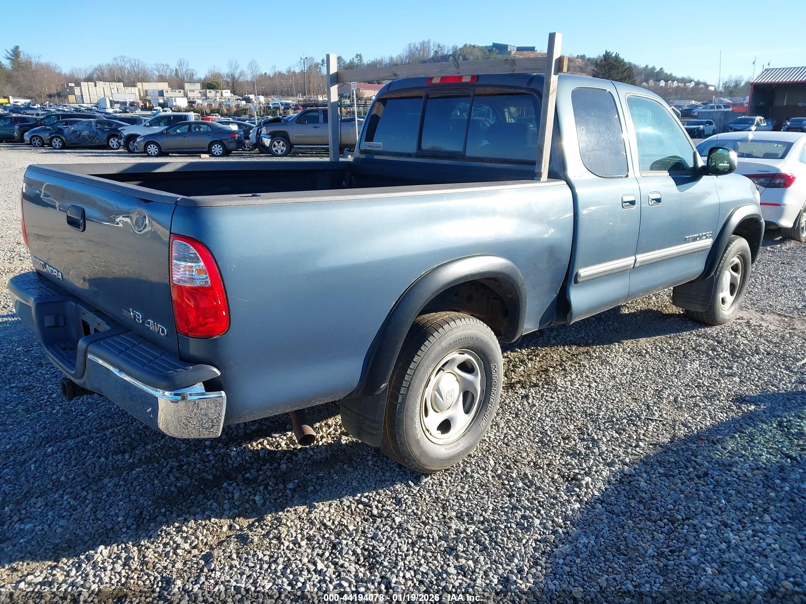 TOYOTA TUNDRA image 4
