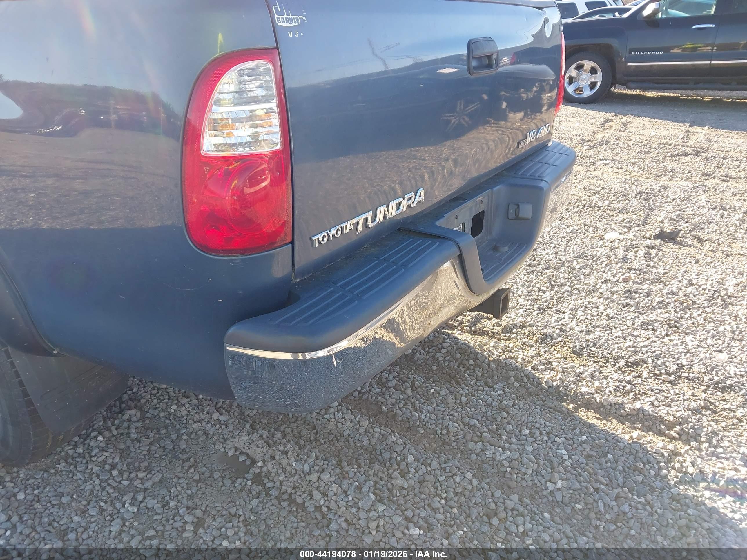 TOYOTA TUNDRA image 6
