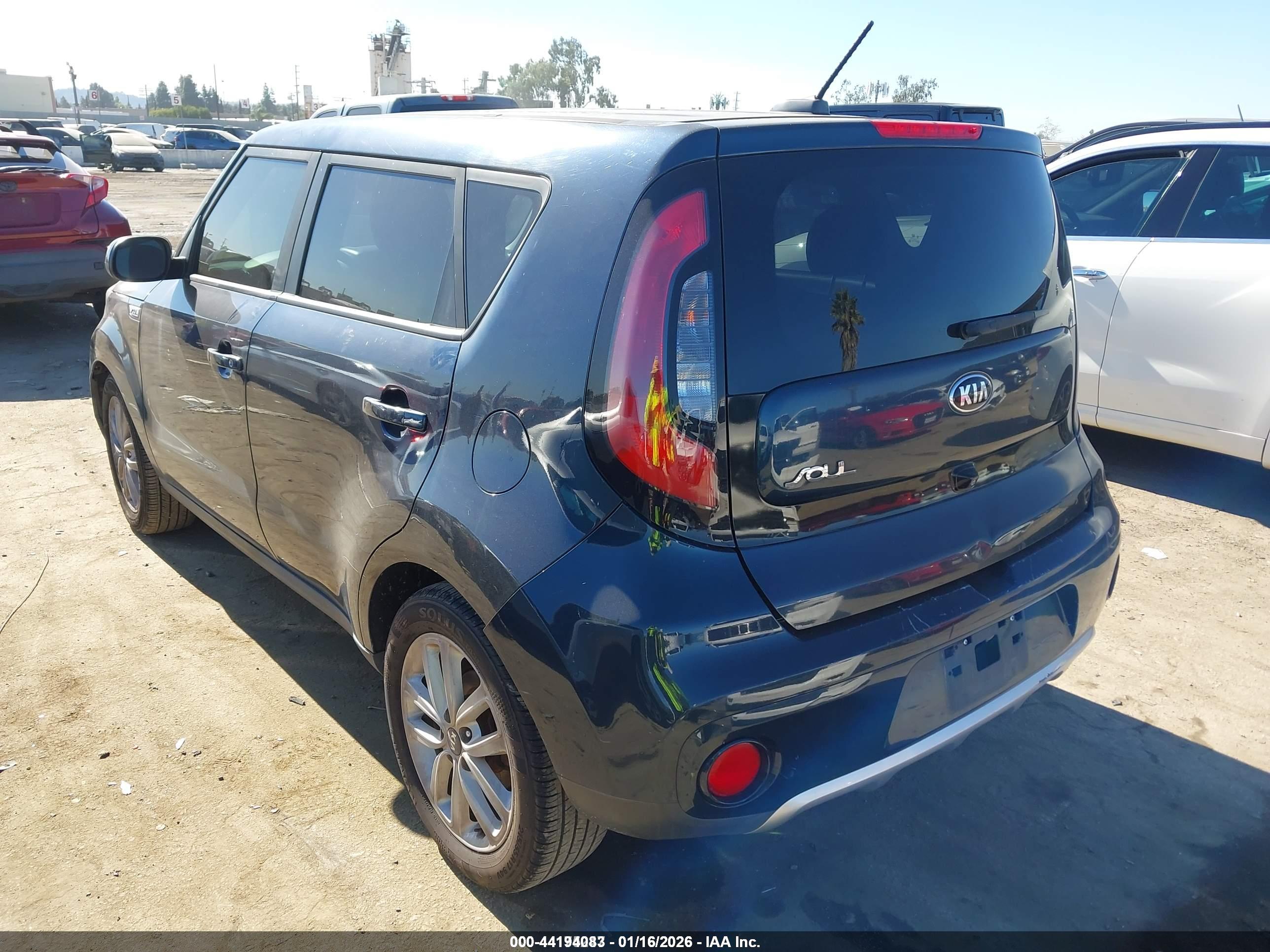 KIA SOUL image 3