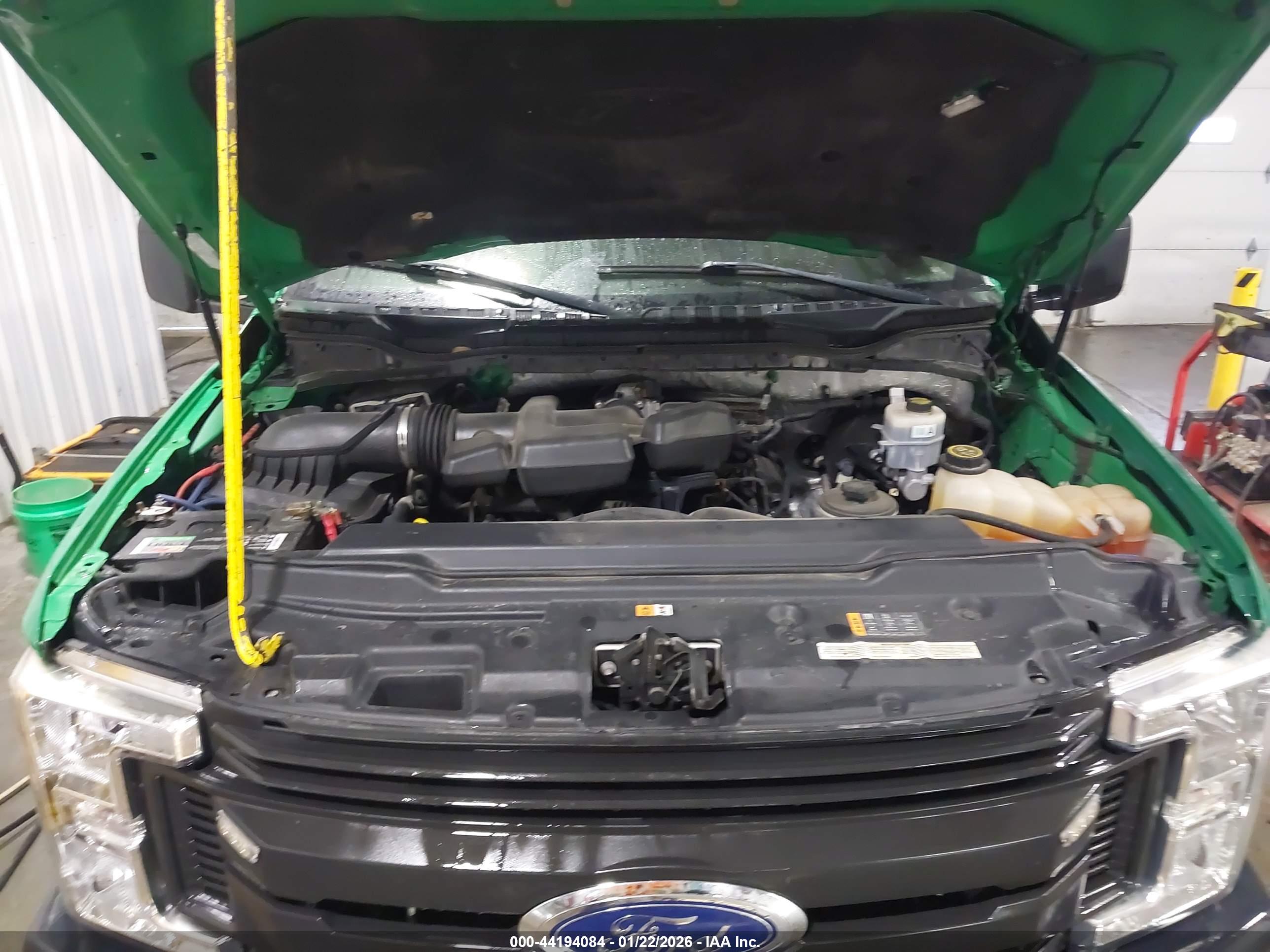 FORD F-350 image 10