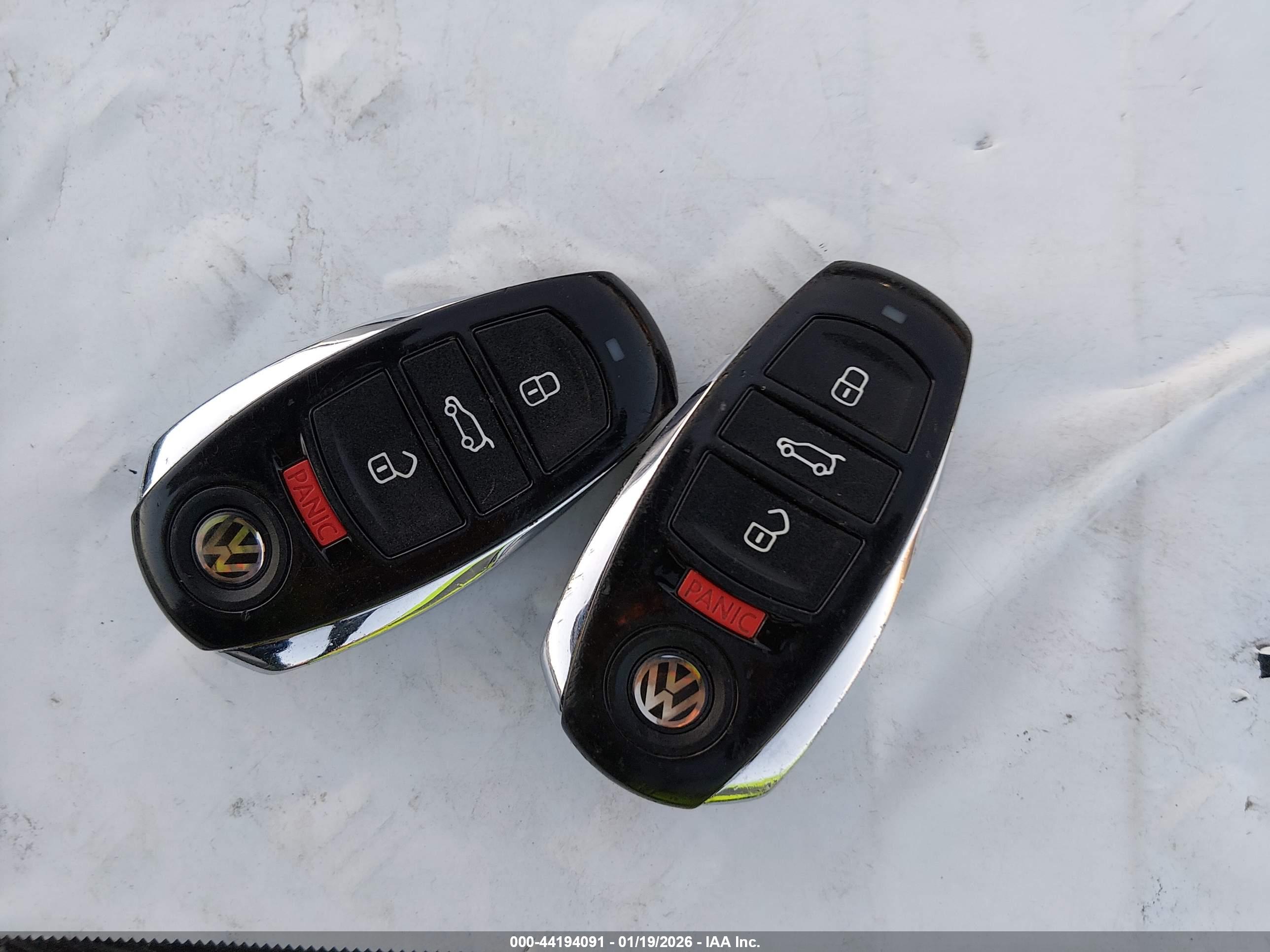 VOLKSWAGEN TOUAREG image 11