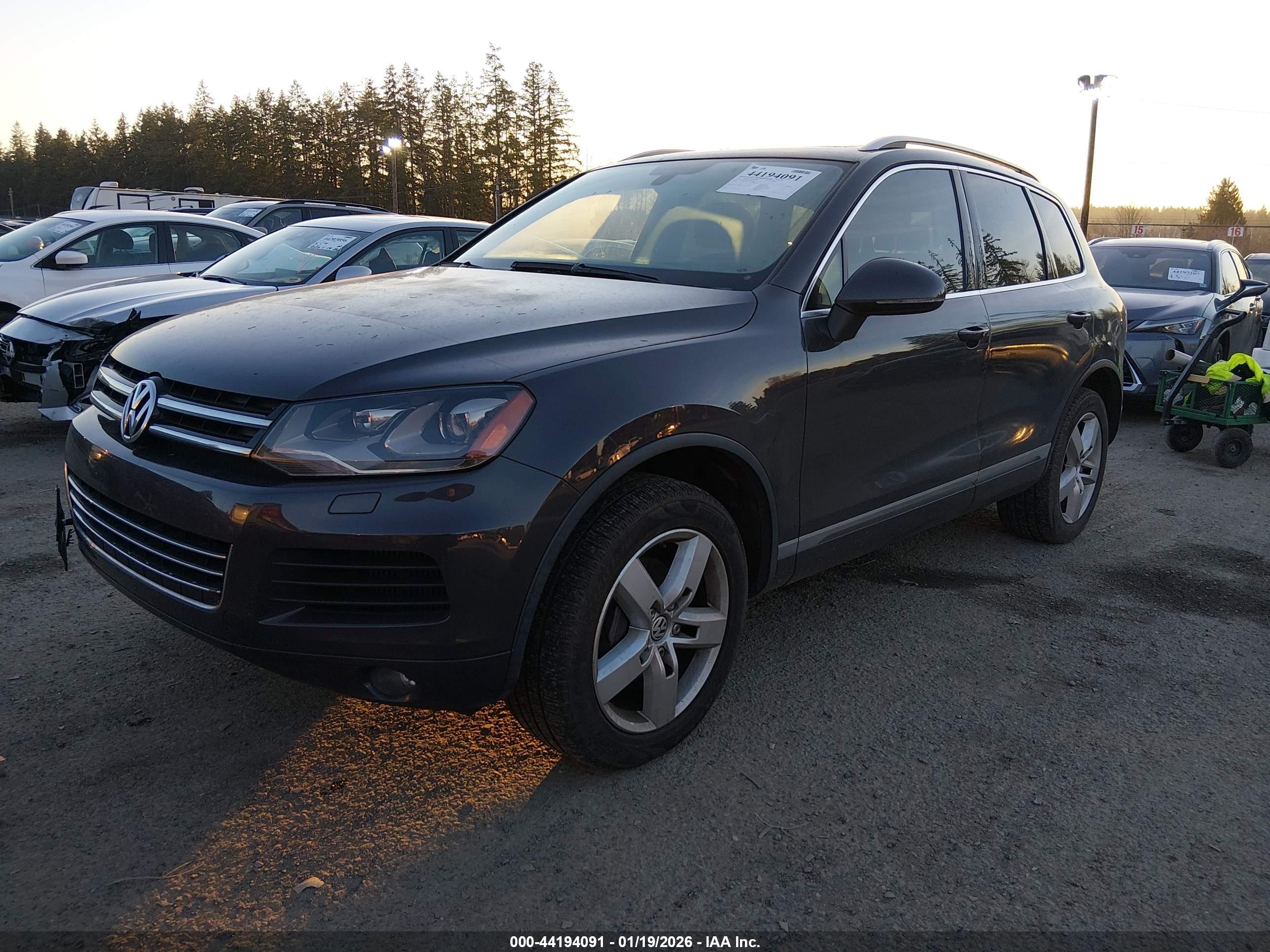 VOLKSWAGEN TOUAREG image 2