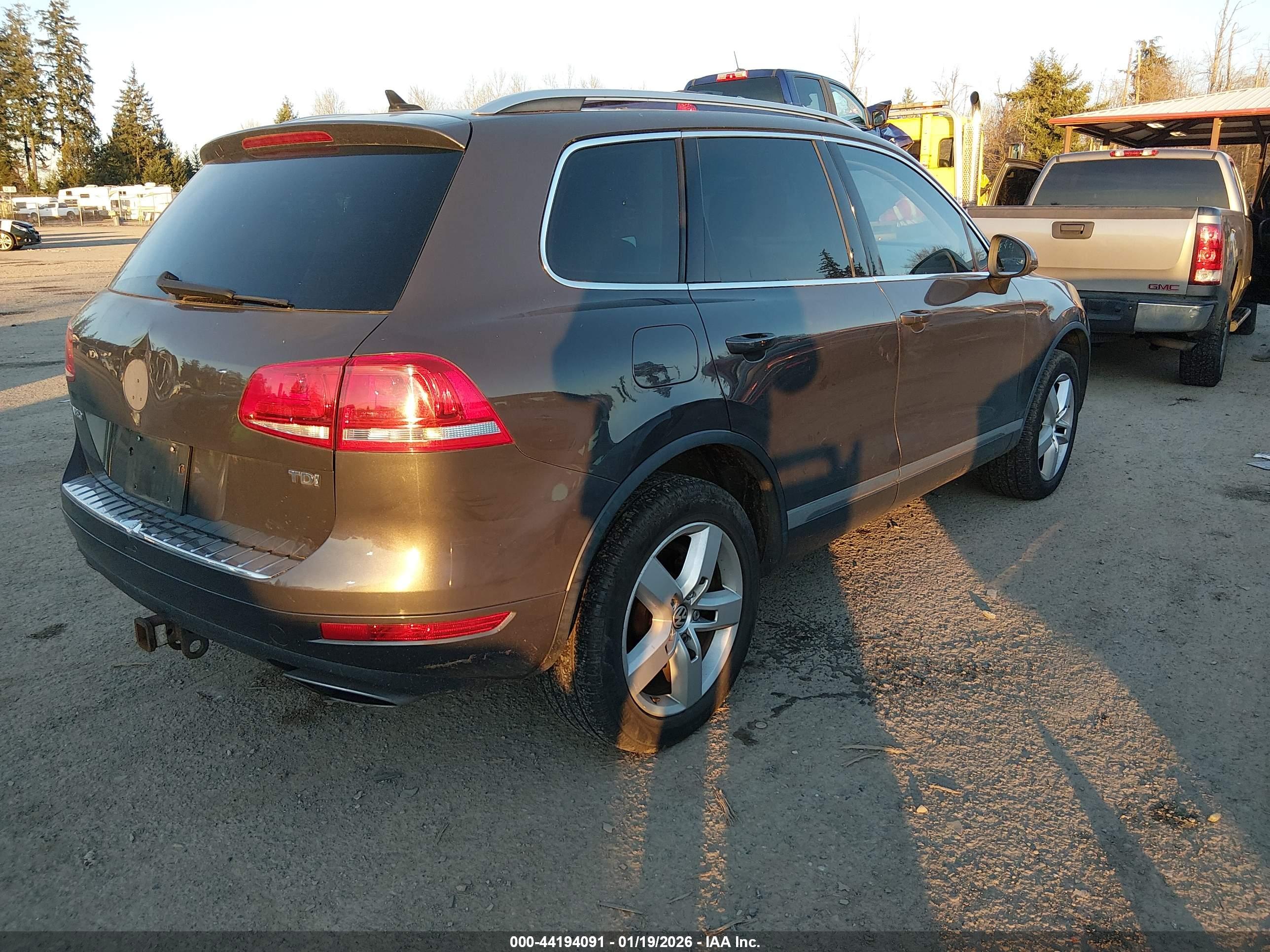 VOLKSWAGEN TOUAREG image 4
