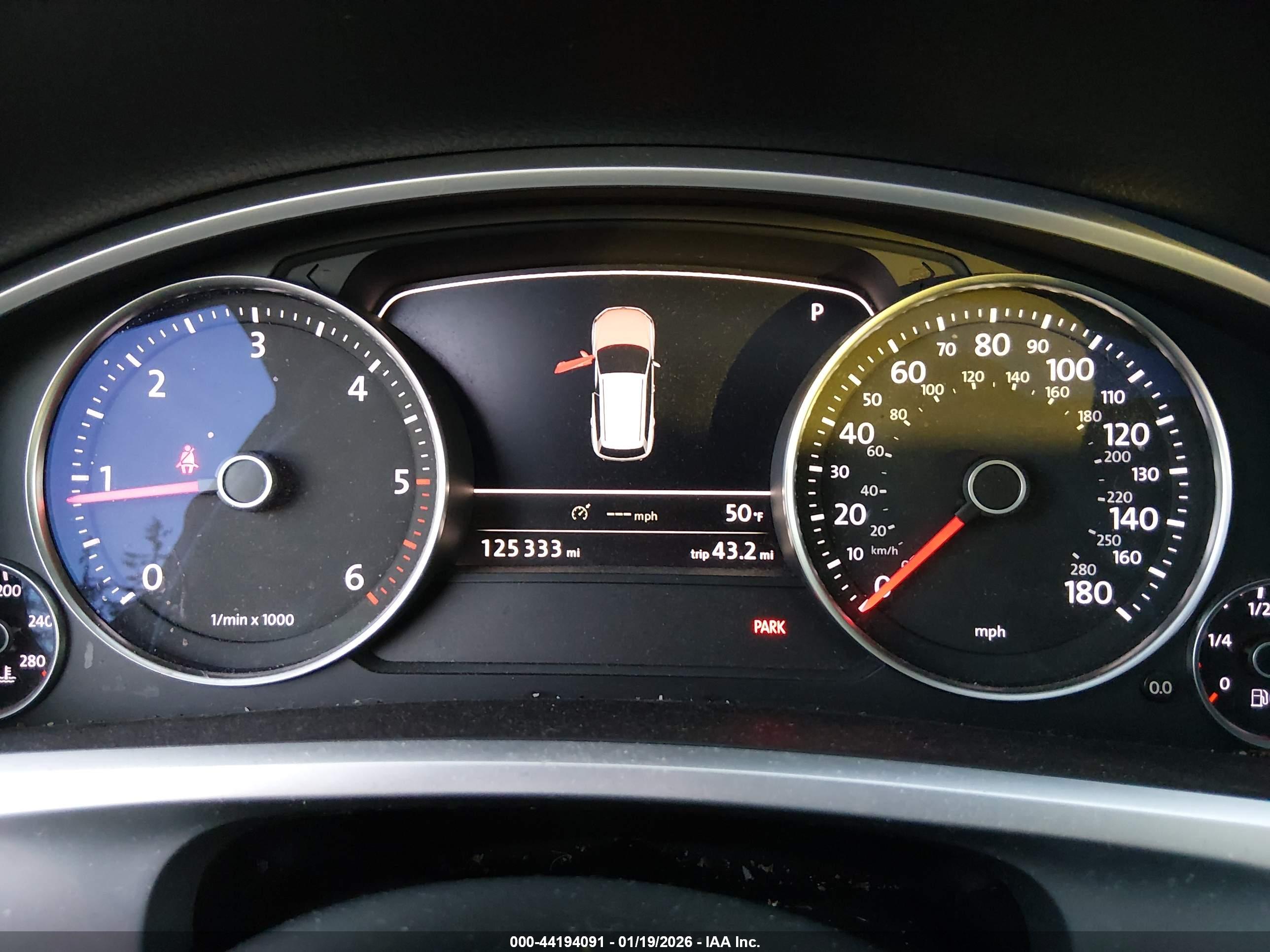 VOLKSWAGEN TOUAREG image 7