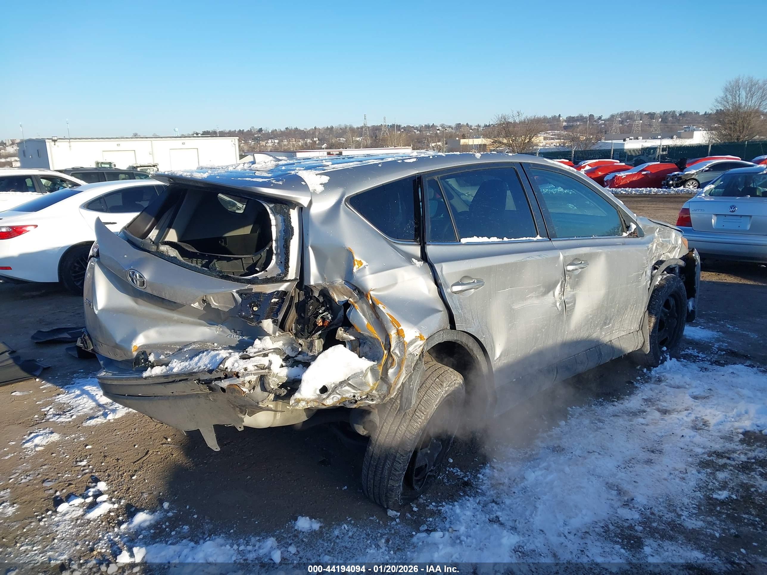 TOYOTA RAV4 image 4