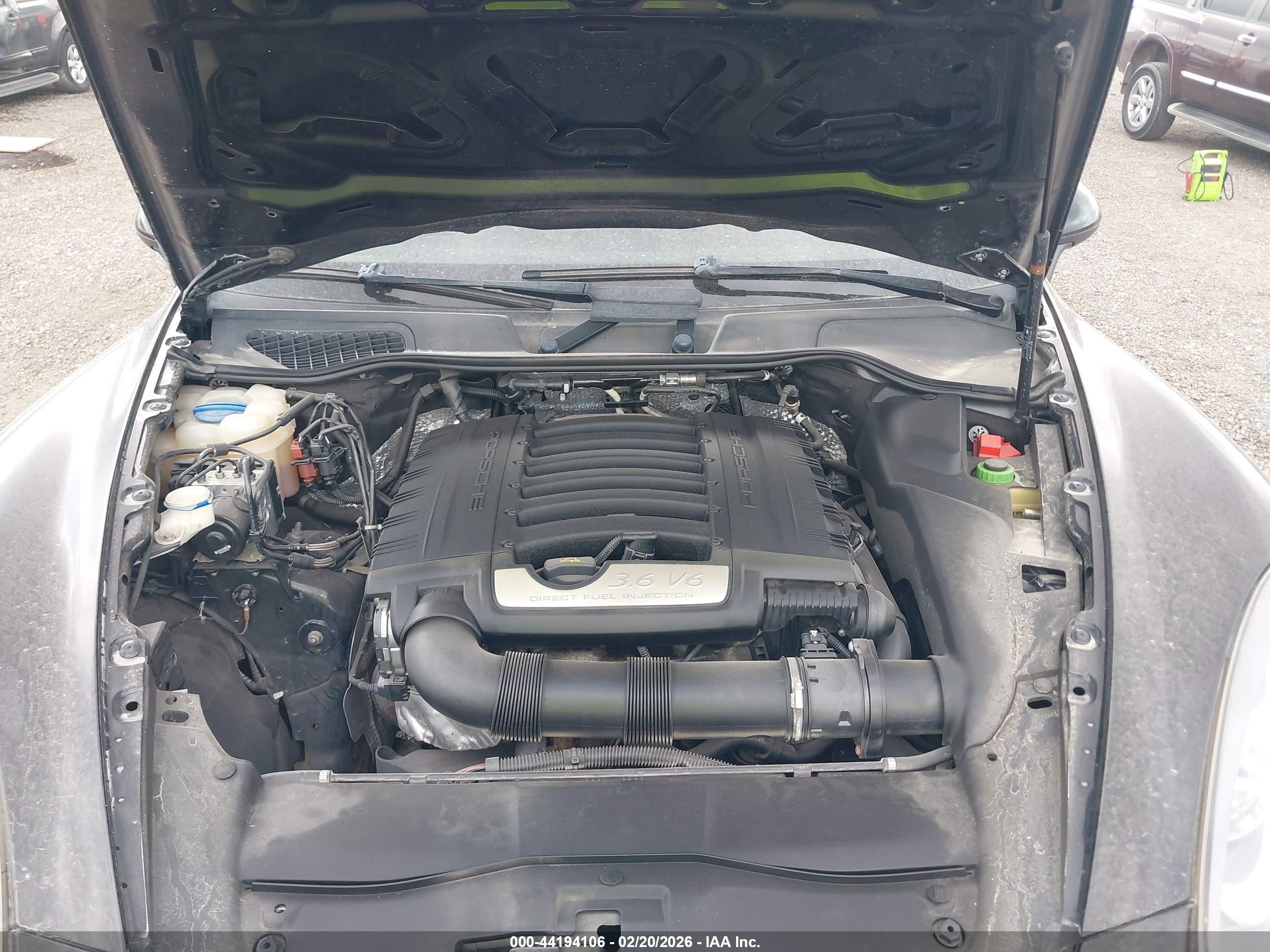 PORSCHE CAYENNE image 10