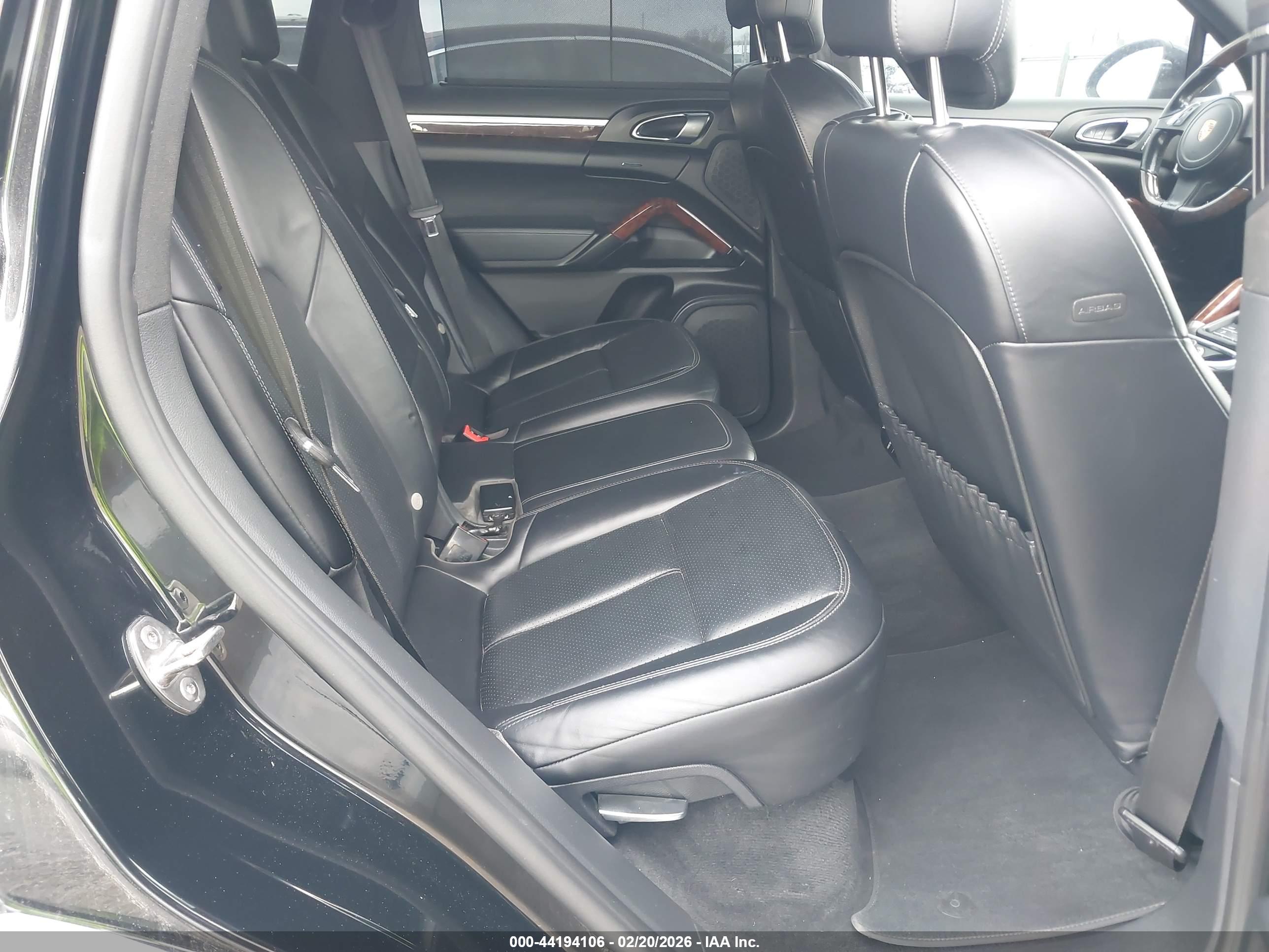 PORSCHE CAYENNE image 8