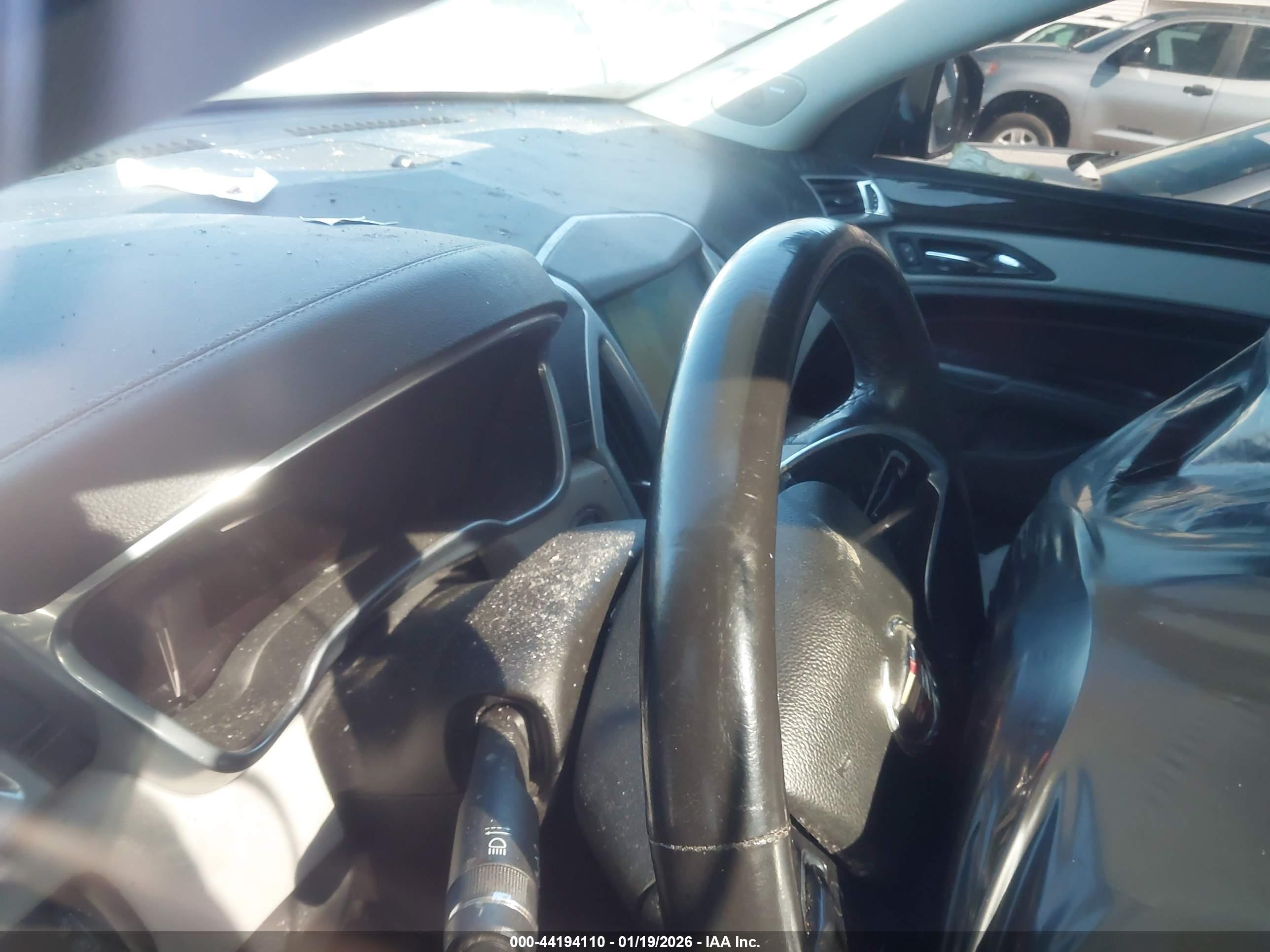 CADILLAC SRX image 7