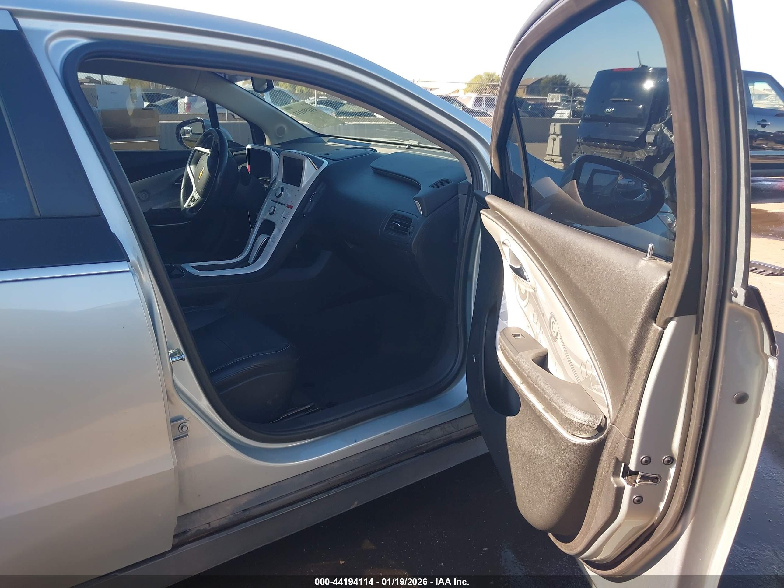 CHEVROLET VOLT image 5