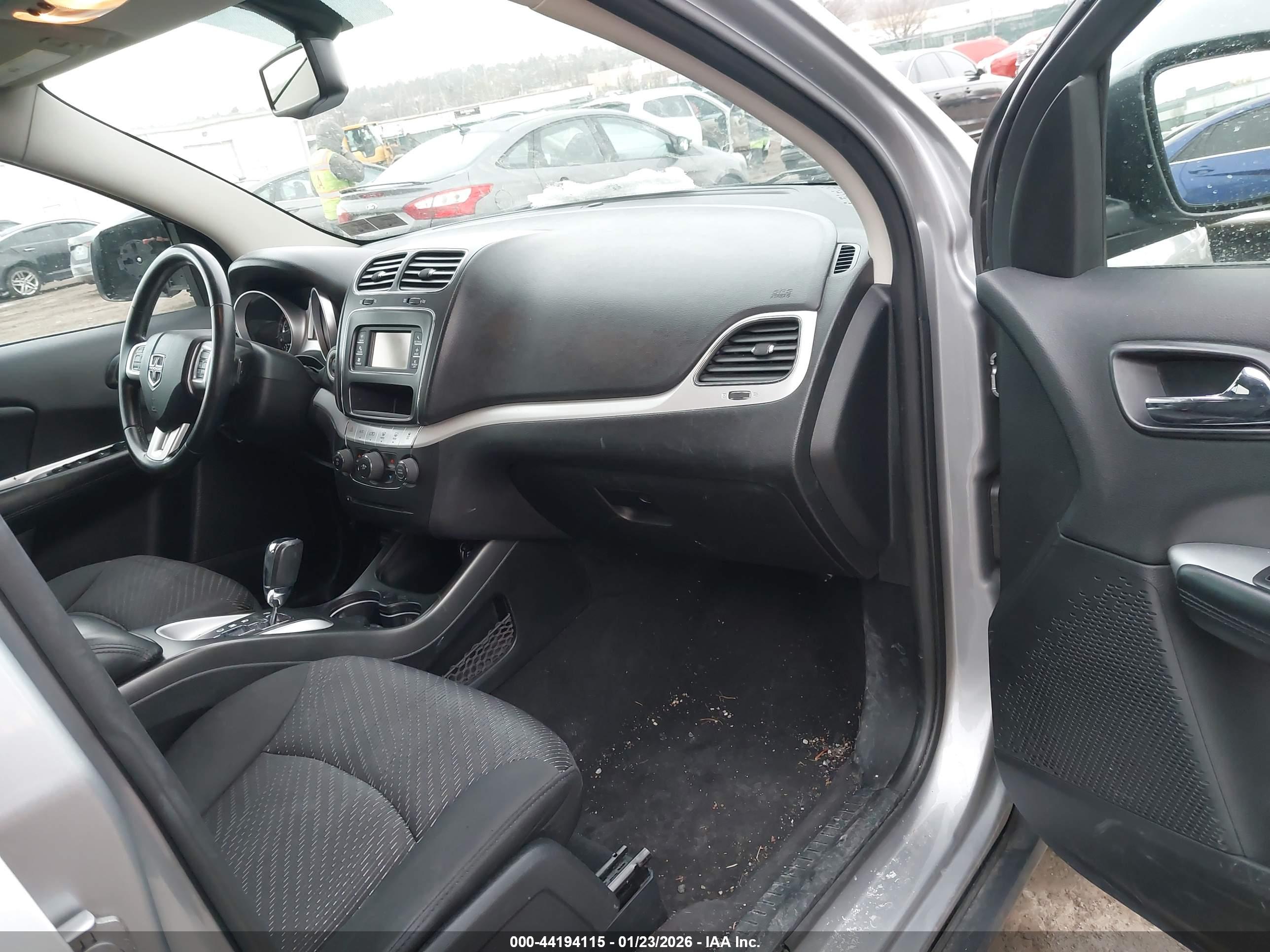 DODGE JOURNEY image 5