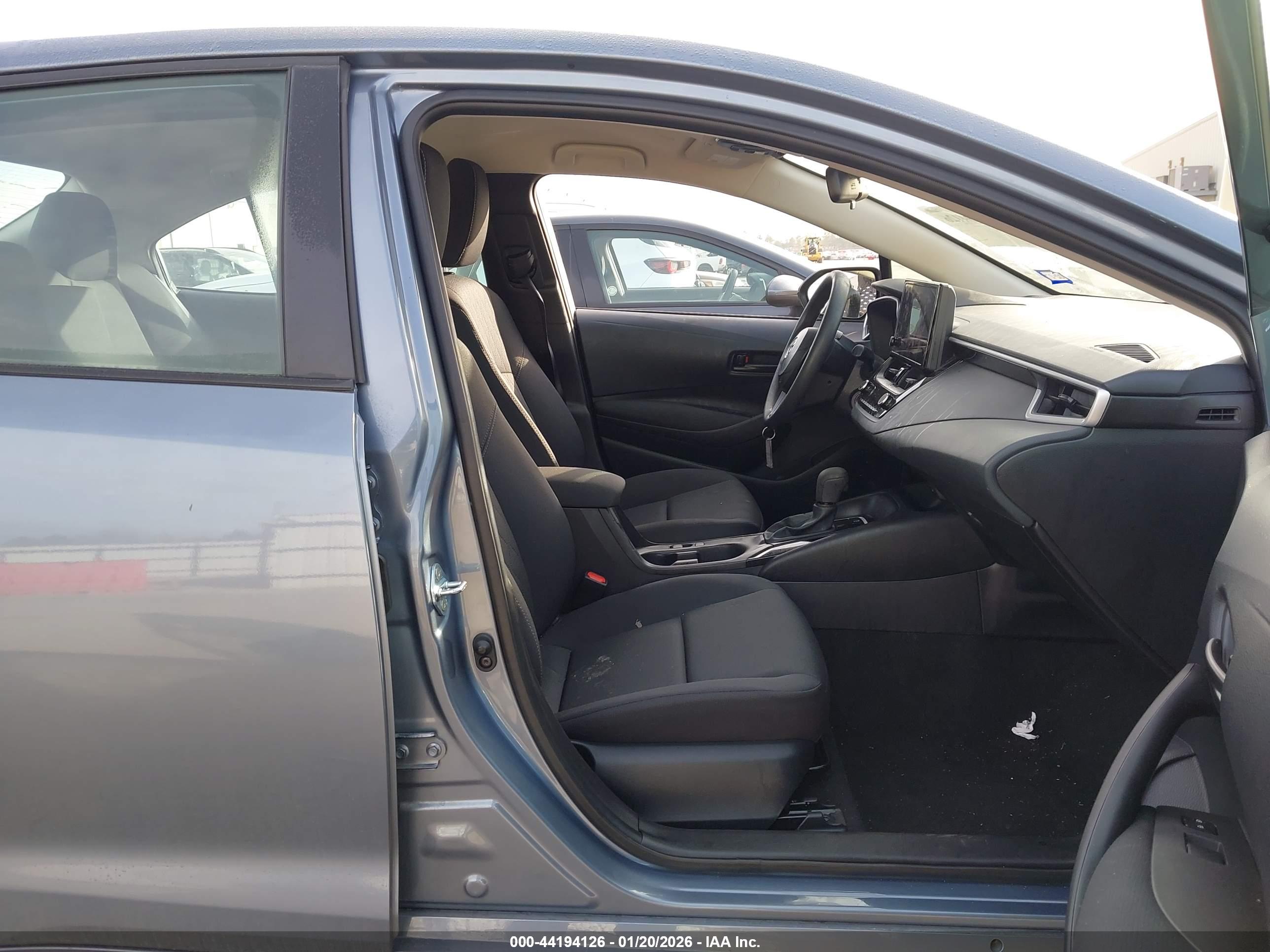 TOYOTA COROLLA image 5