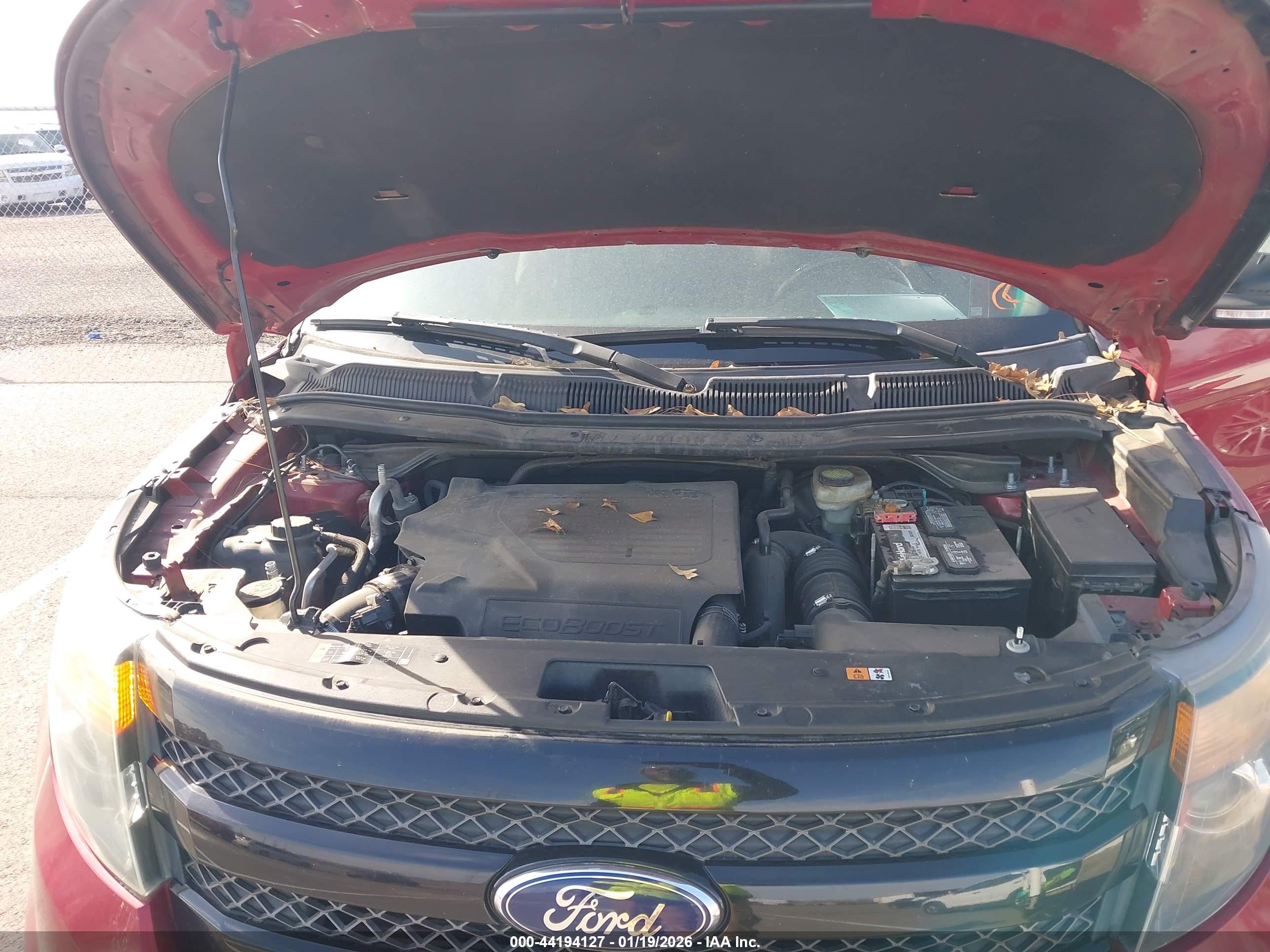 FORD EXPLORER image 10