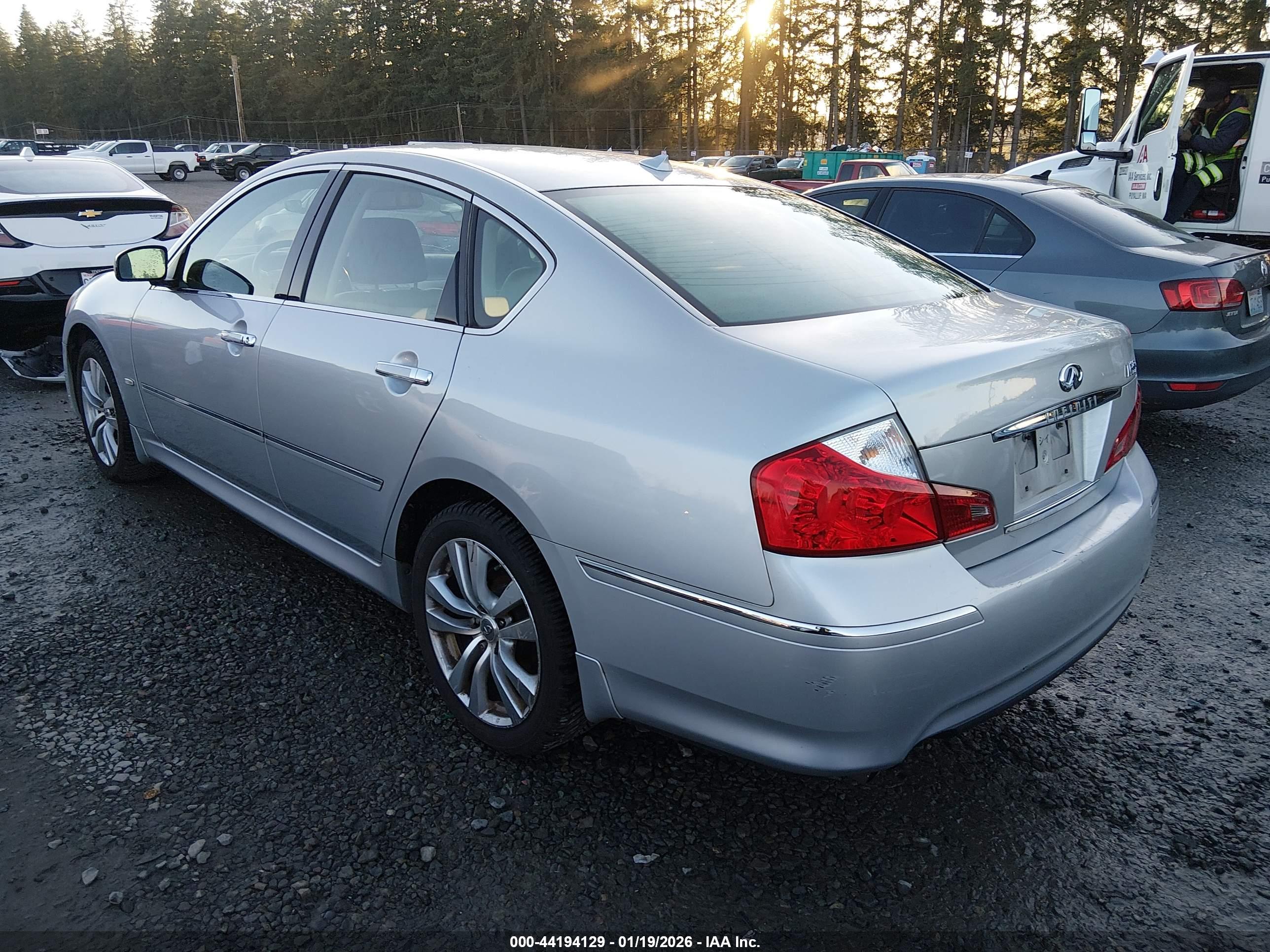 INFINITI M35X image 3
