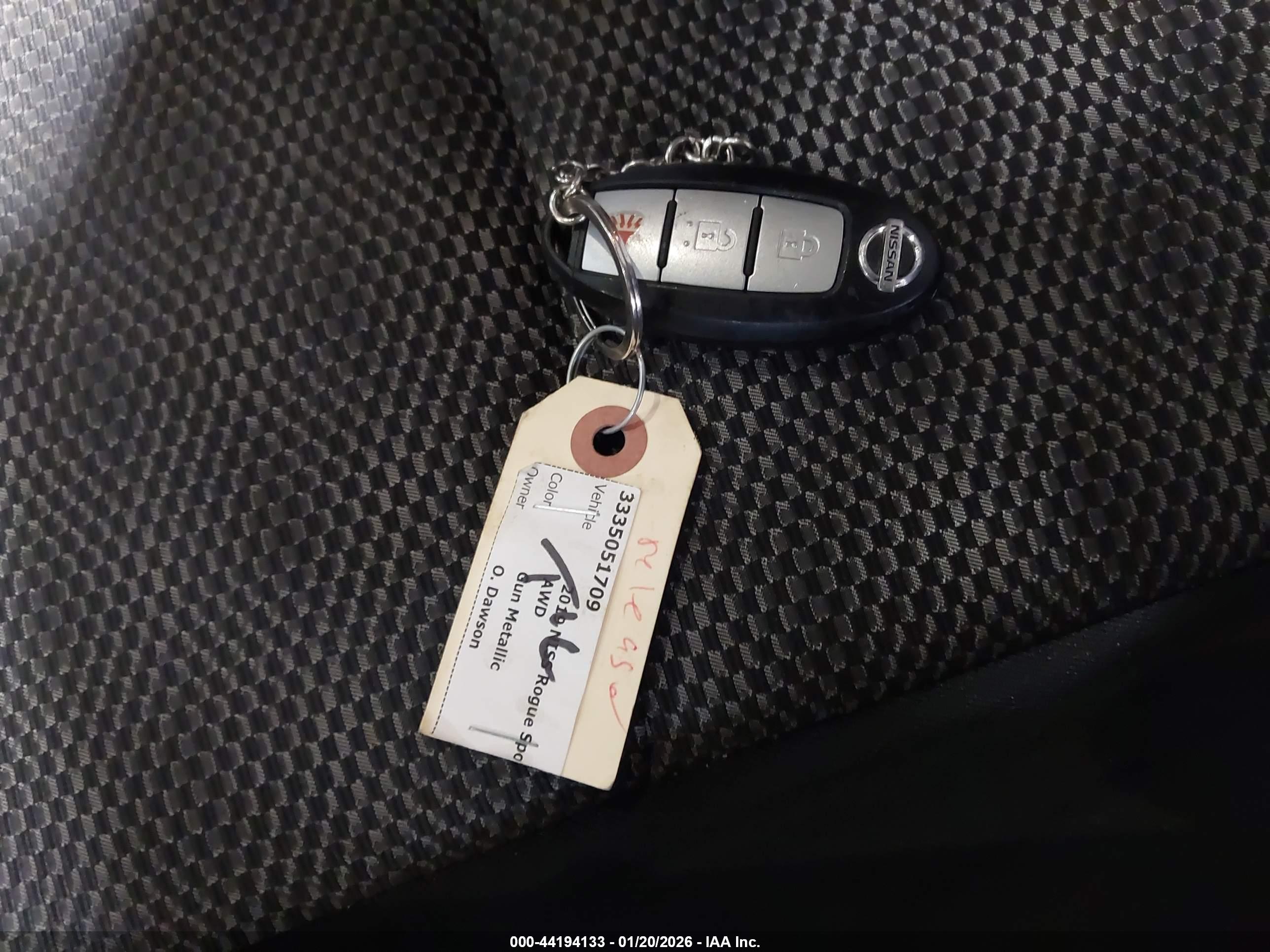 NISSAN ROGUE image 11