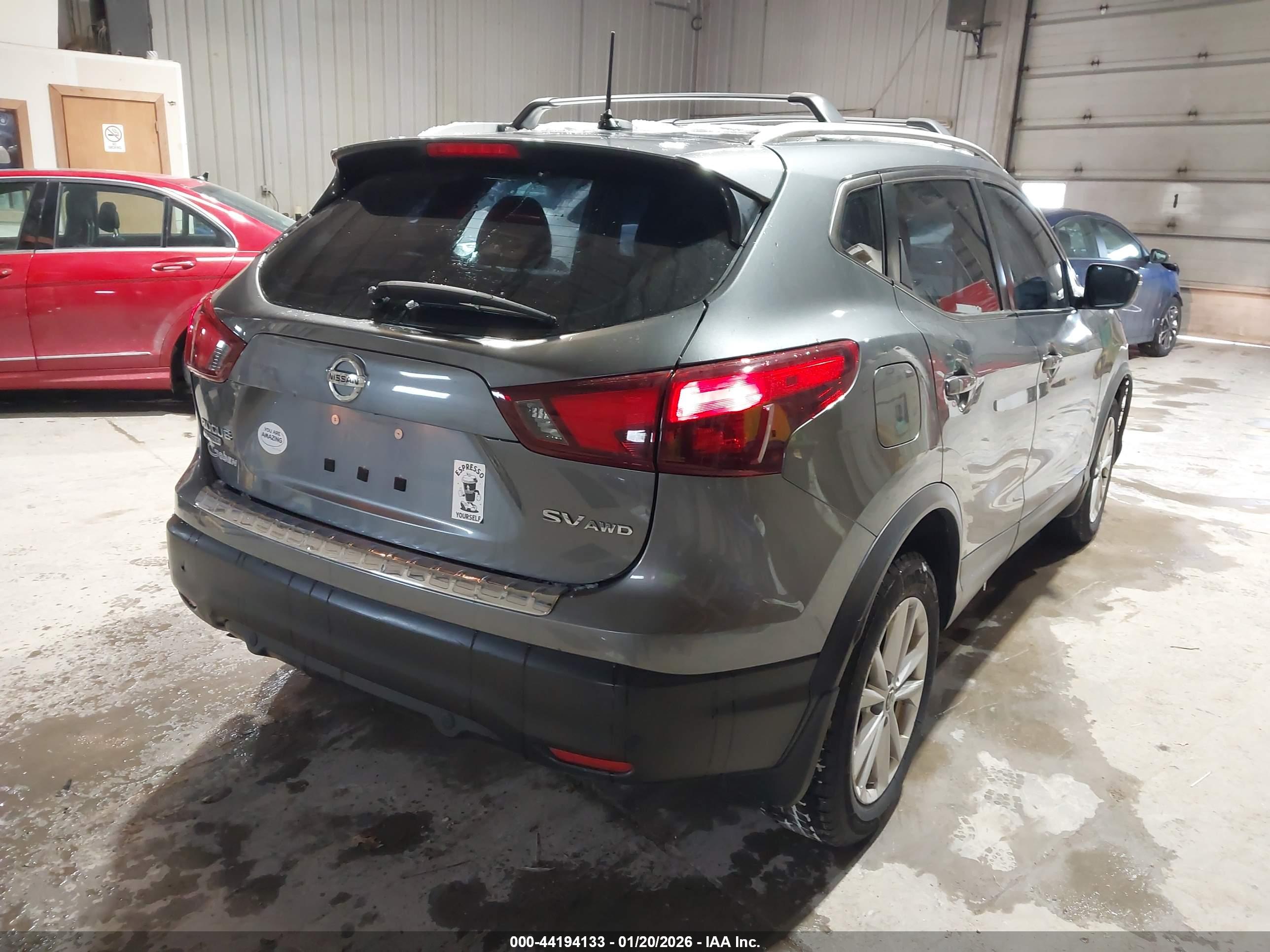 NISSAN ROGUE image 4