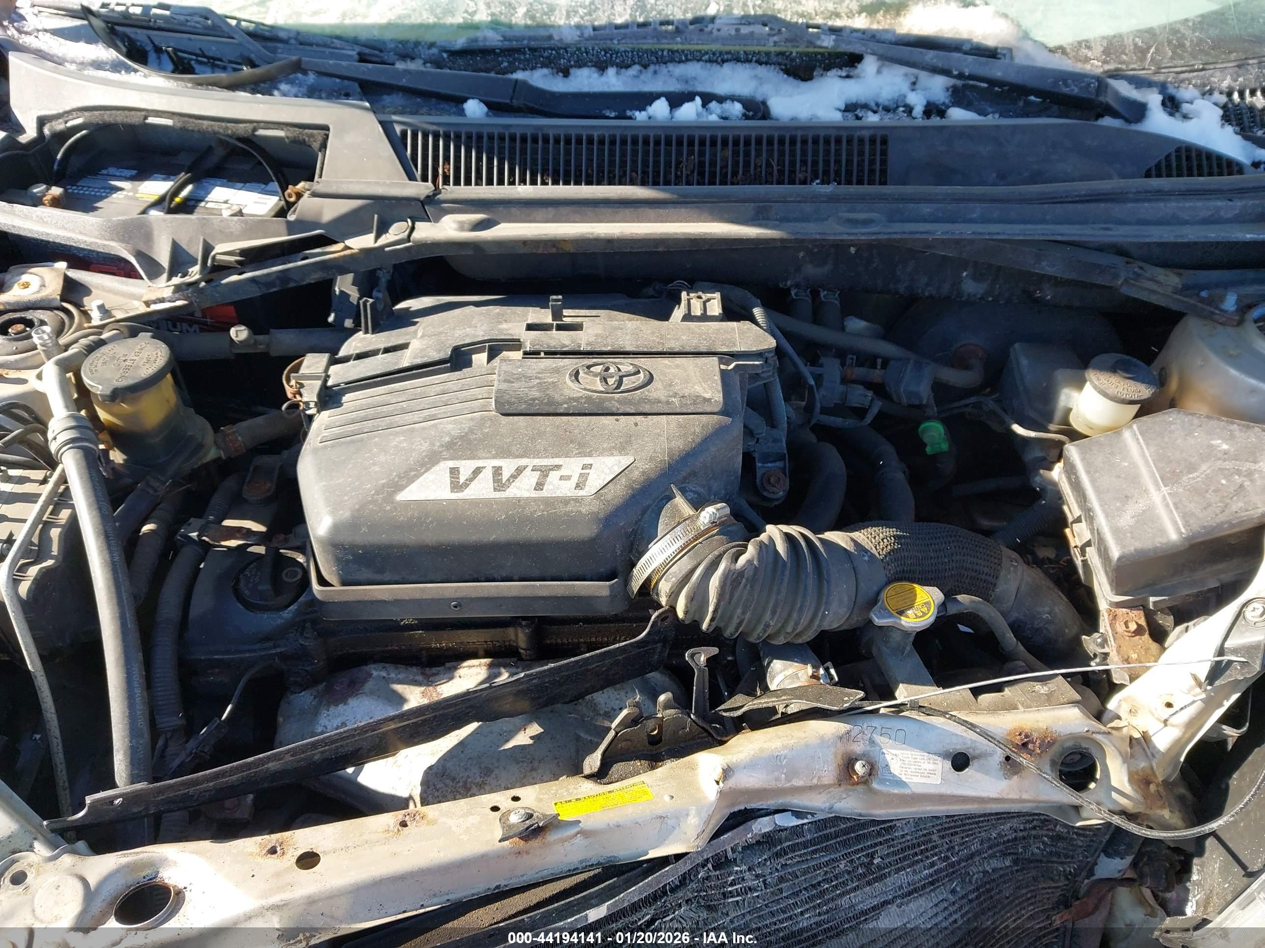 TOYOTA RAV4 image 10