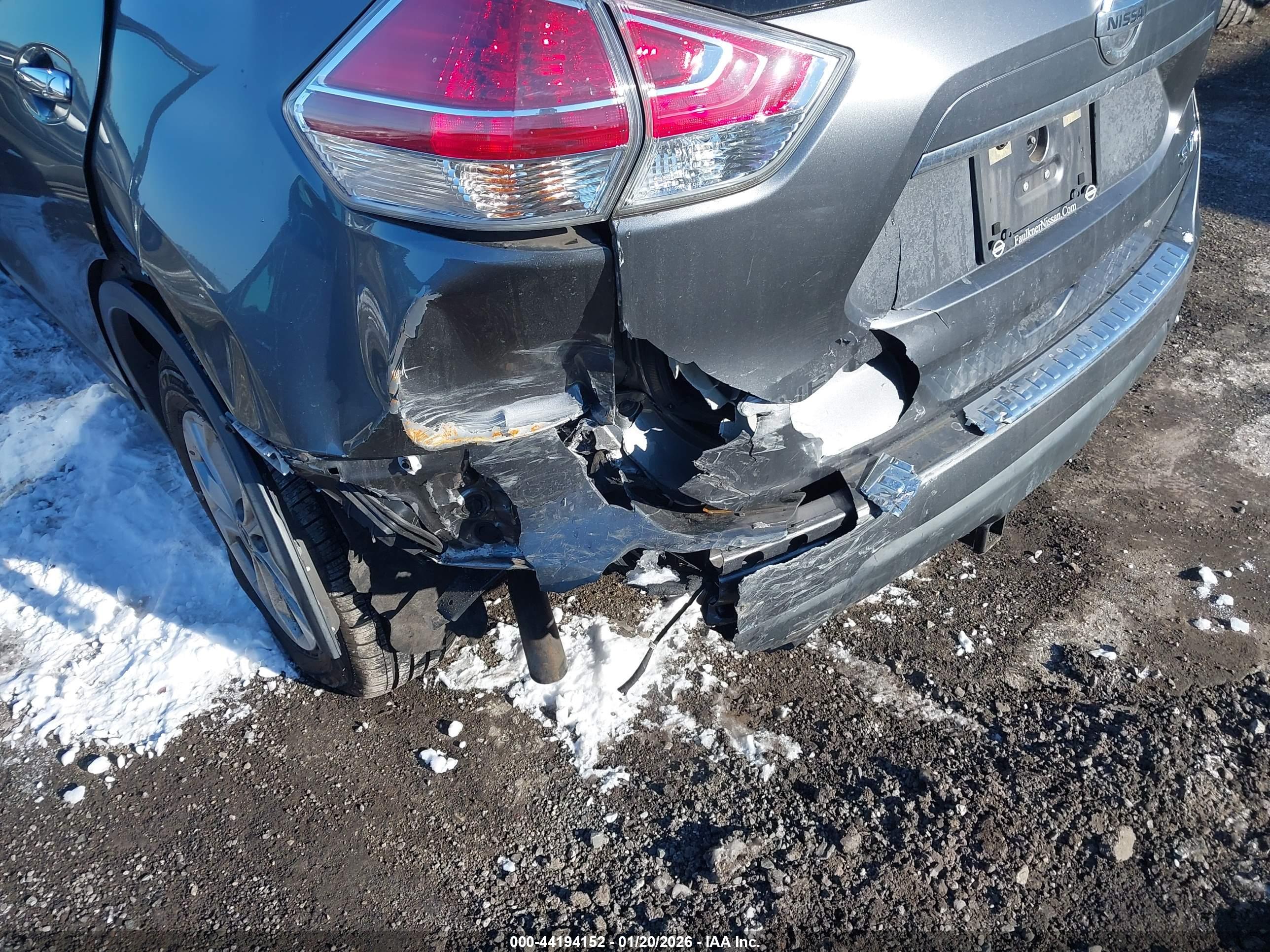 NISSAN ROGUE image 6