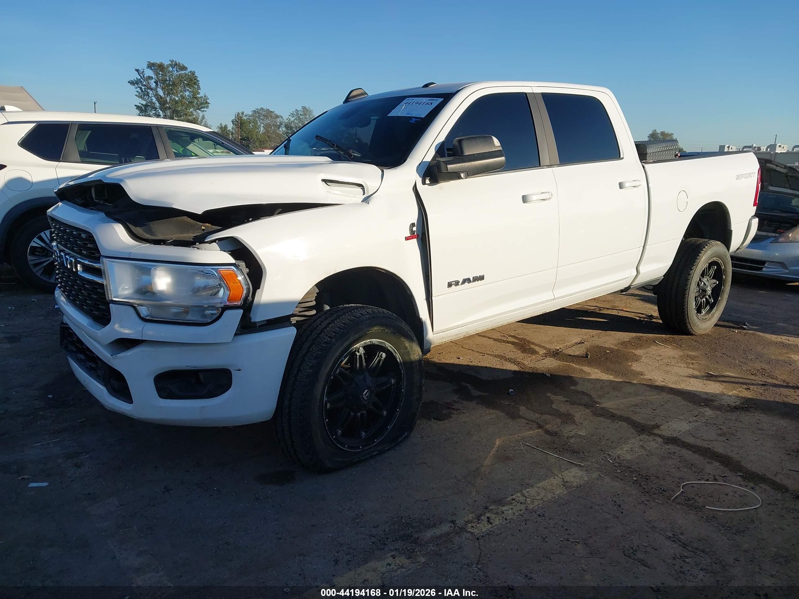 RAM 2500 image 2