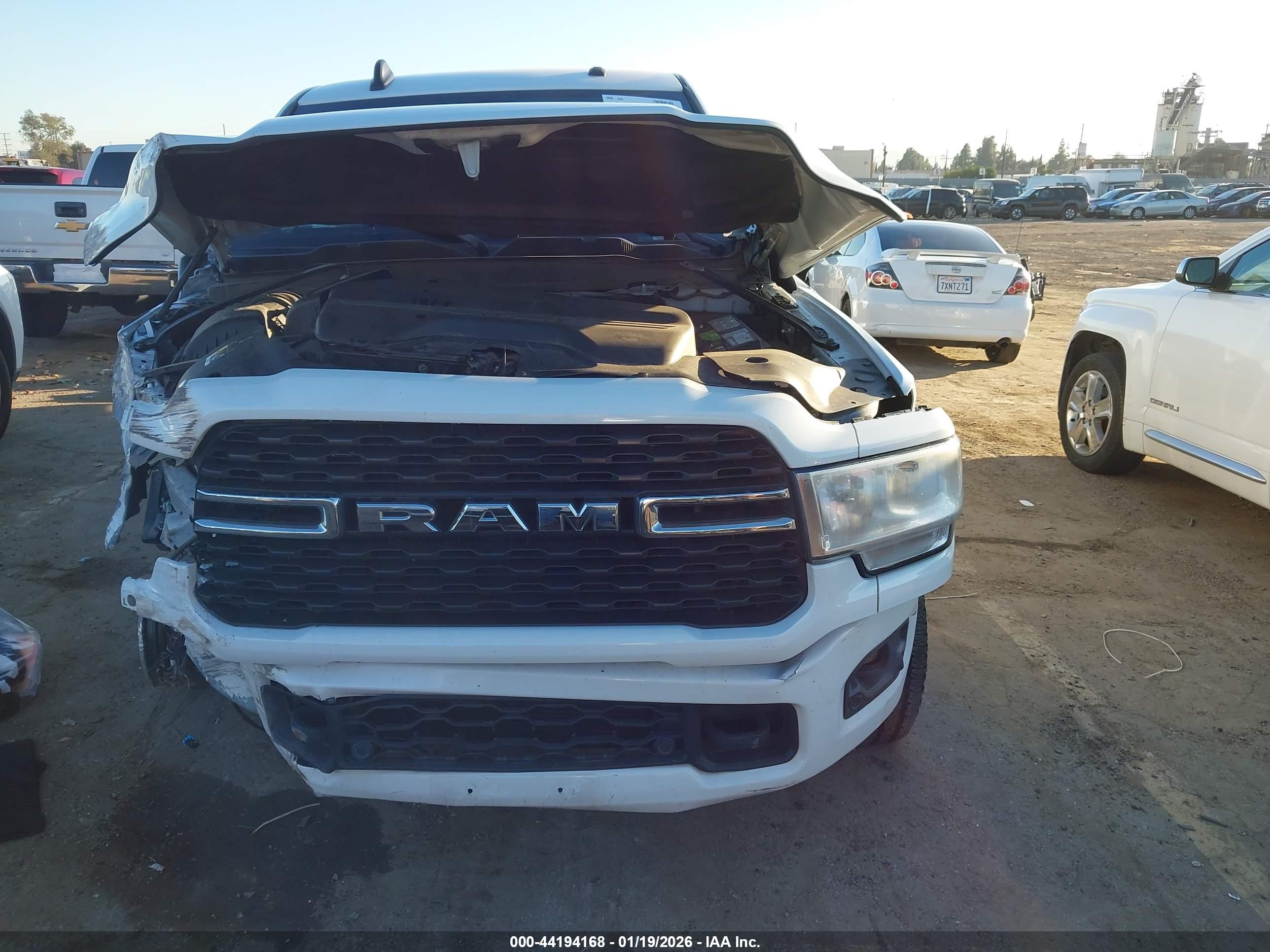 RAM 2500 image 6