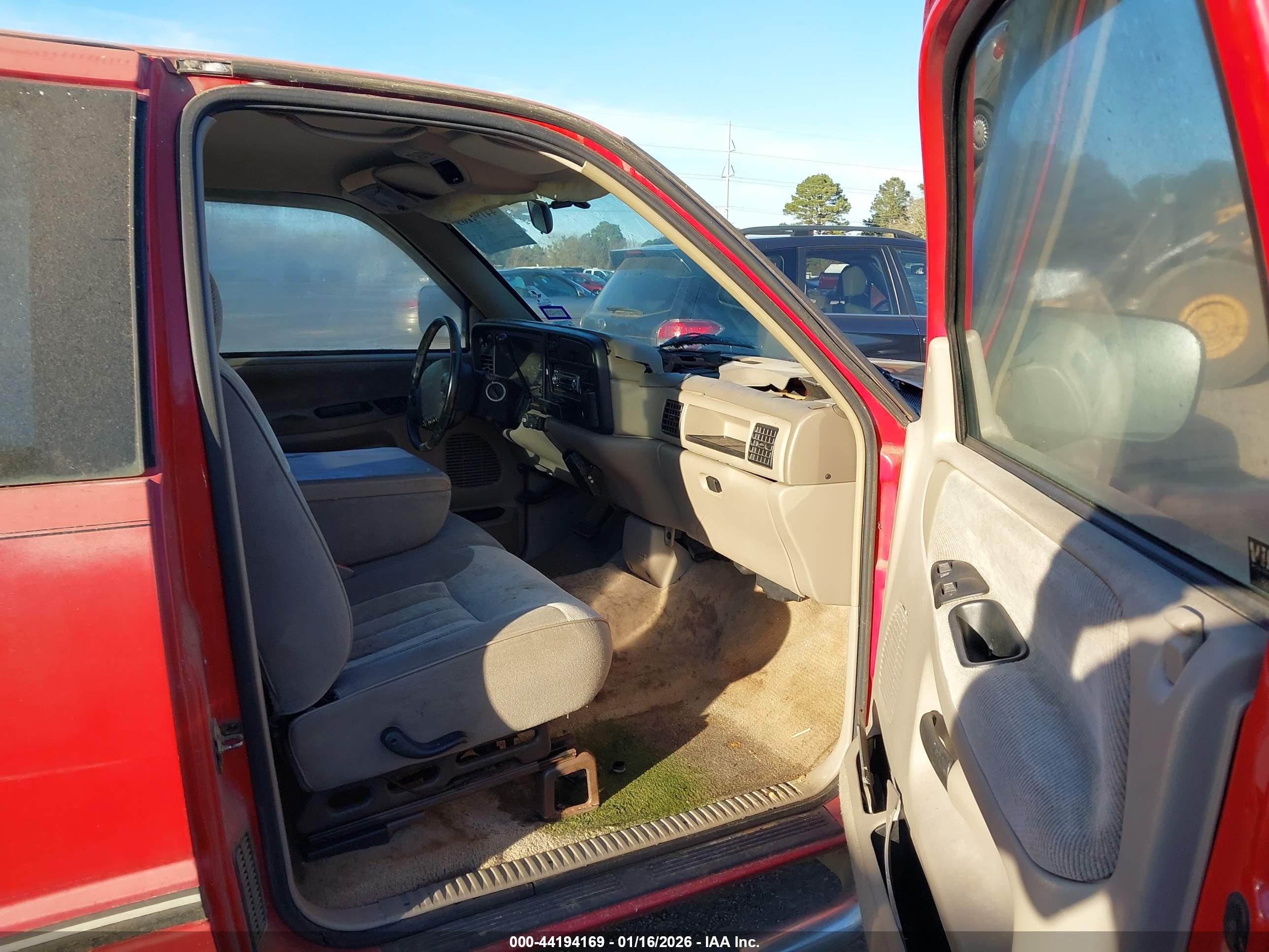 DODGE RAM image 5