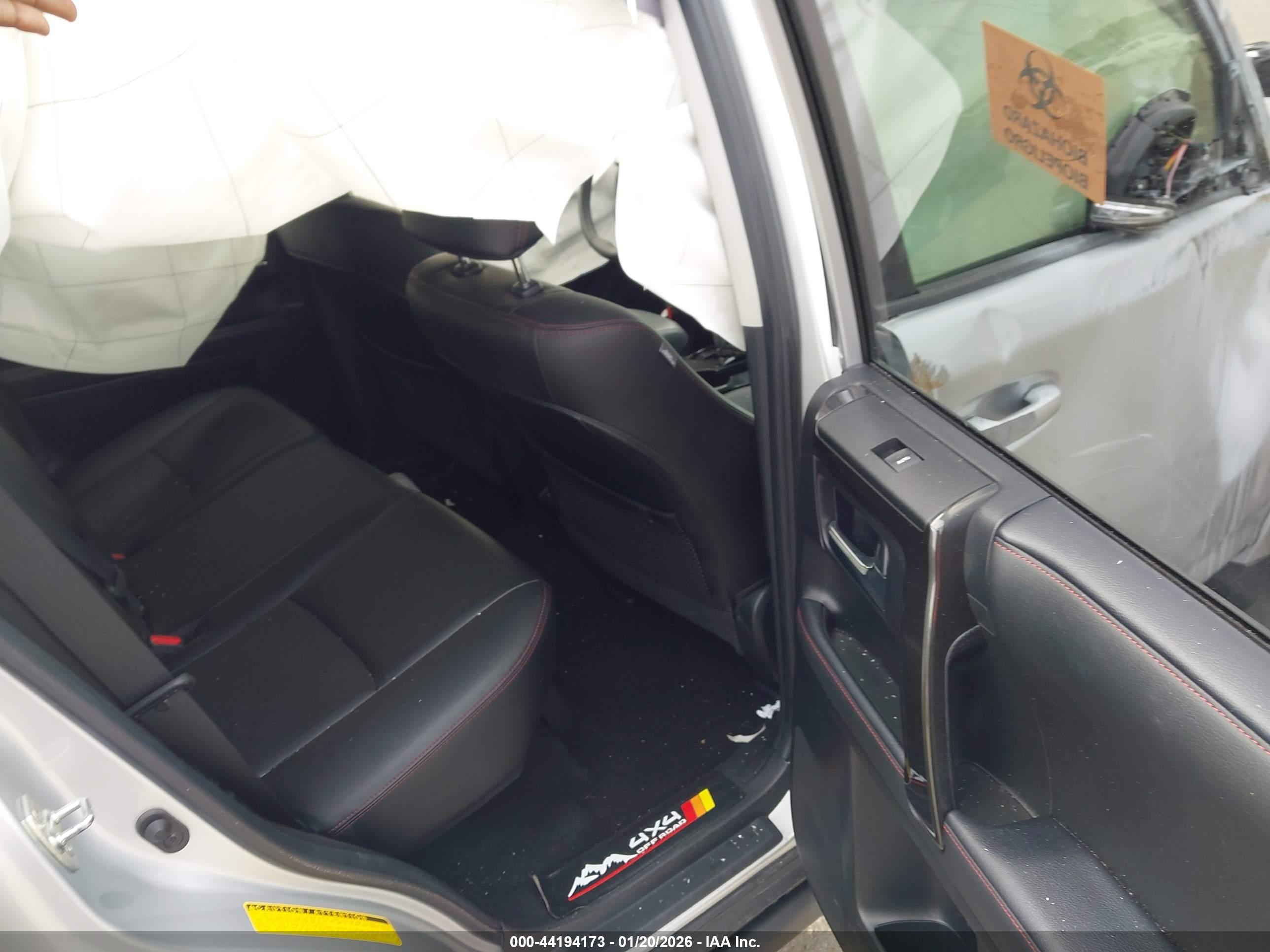 TOYOTA 4RUNNER image 8