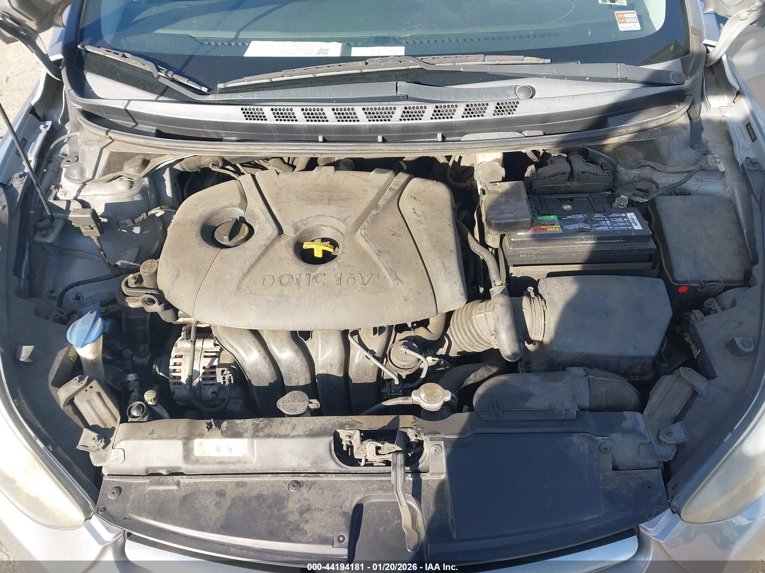 HYUNDAI ELANTRA image 10