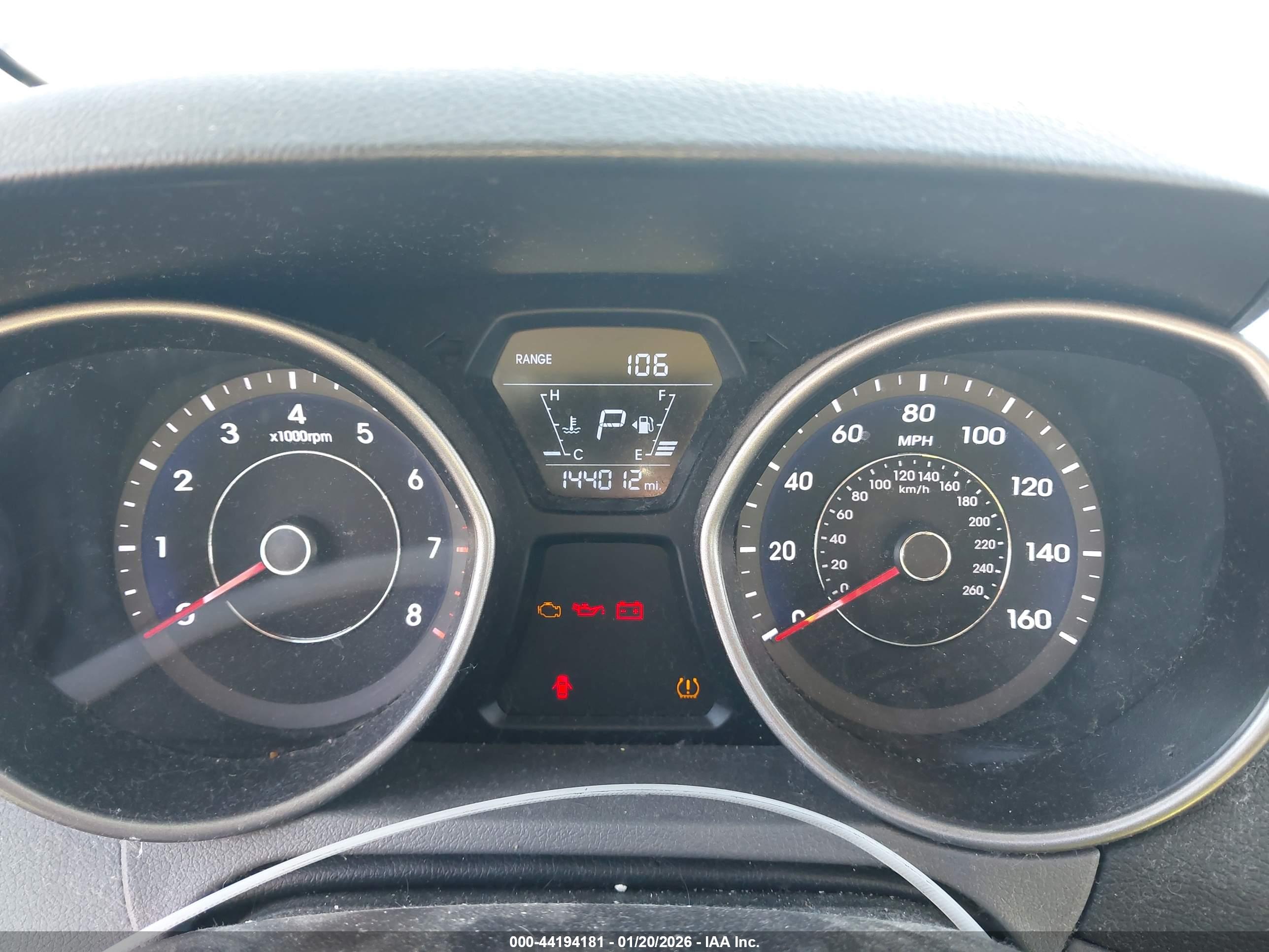 HYUNDAI ELANTRA image 7