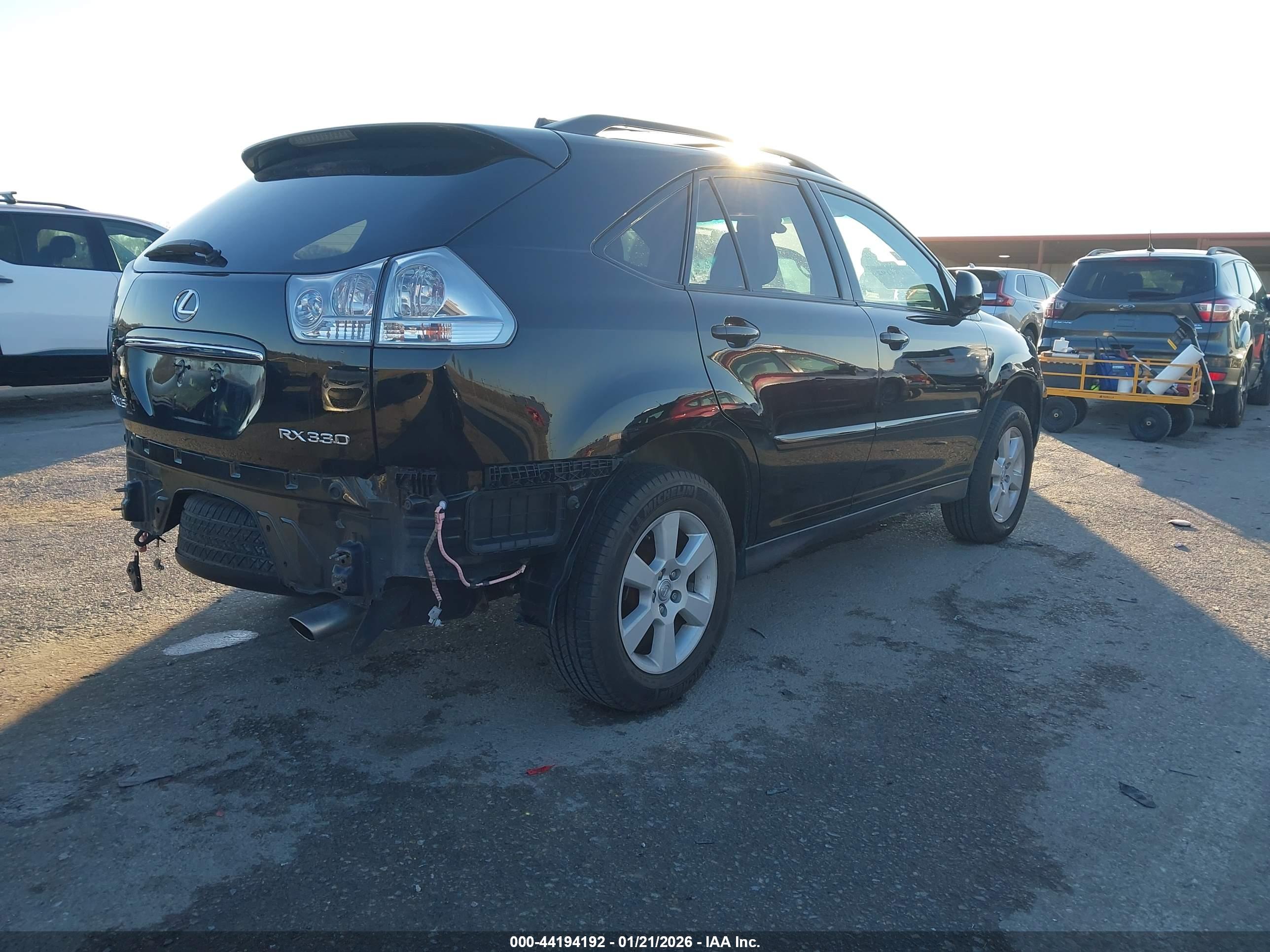 LEXUS RX image 4