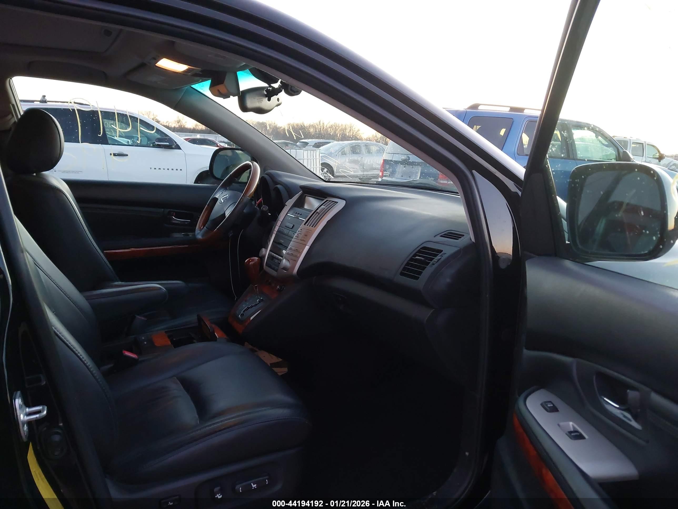 LEXUS RX image 5