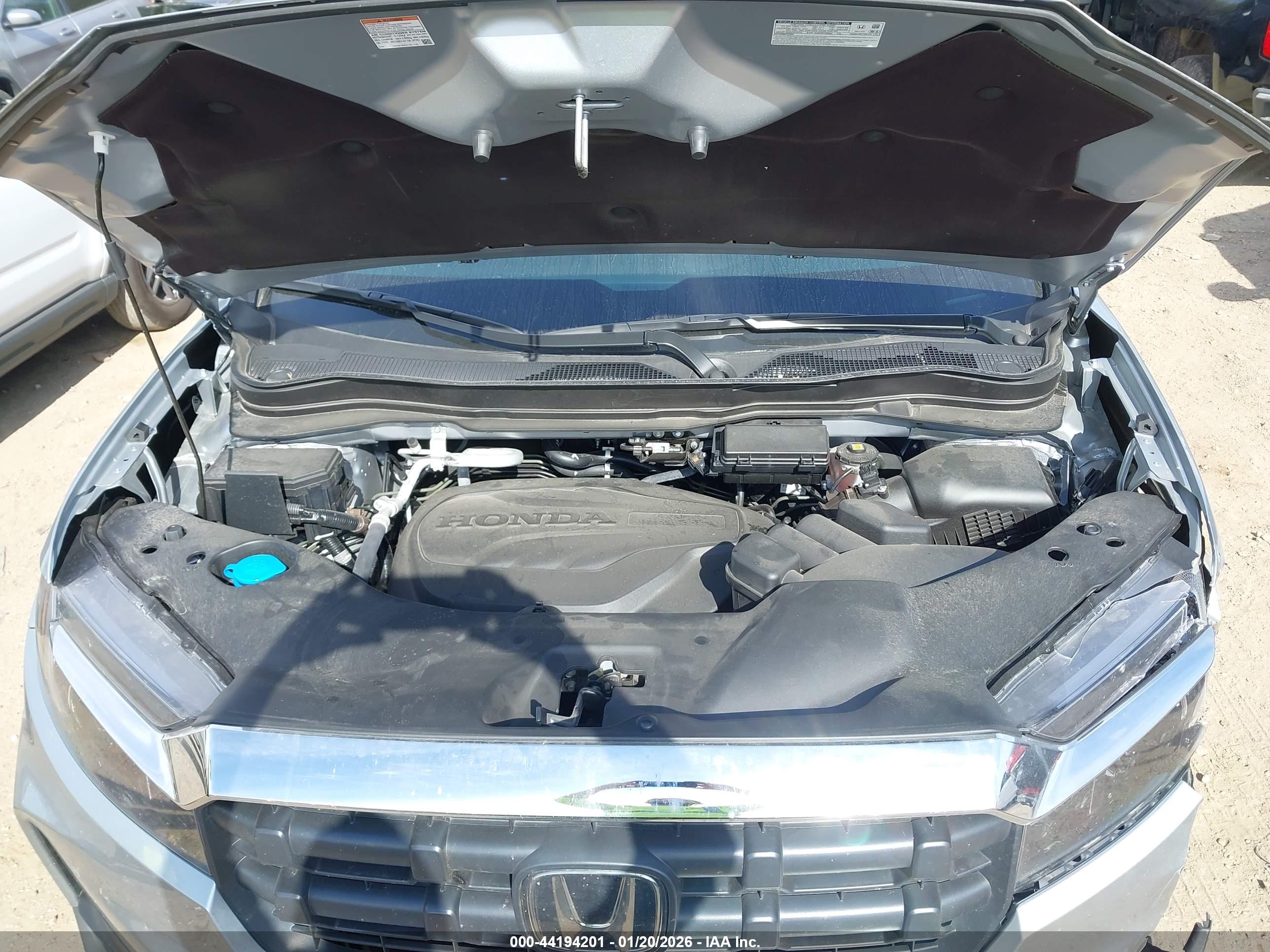 HONDA RIDGELINE image 10