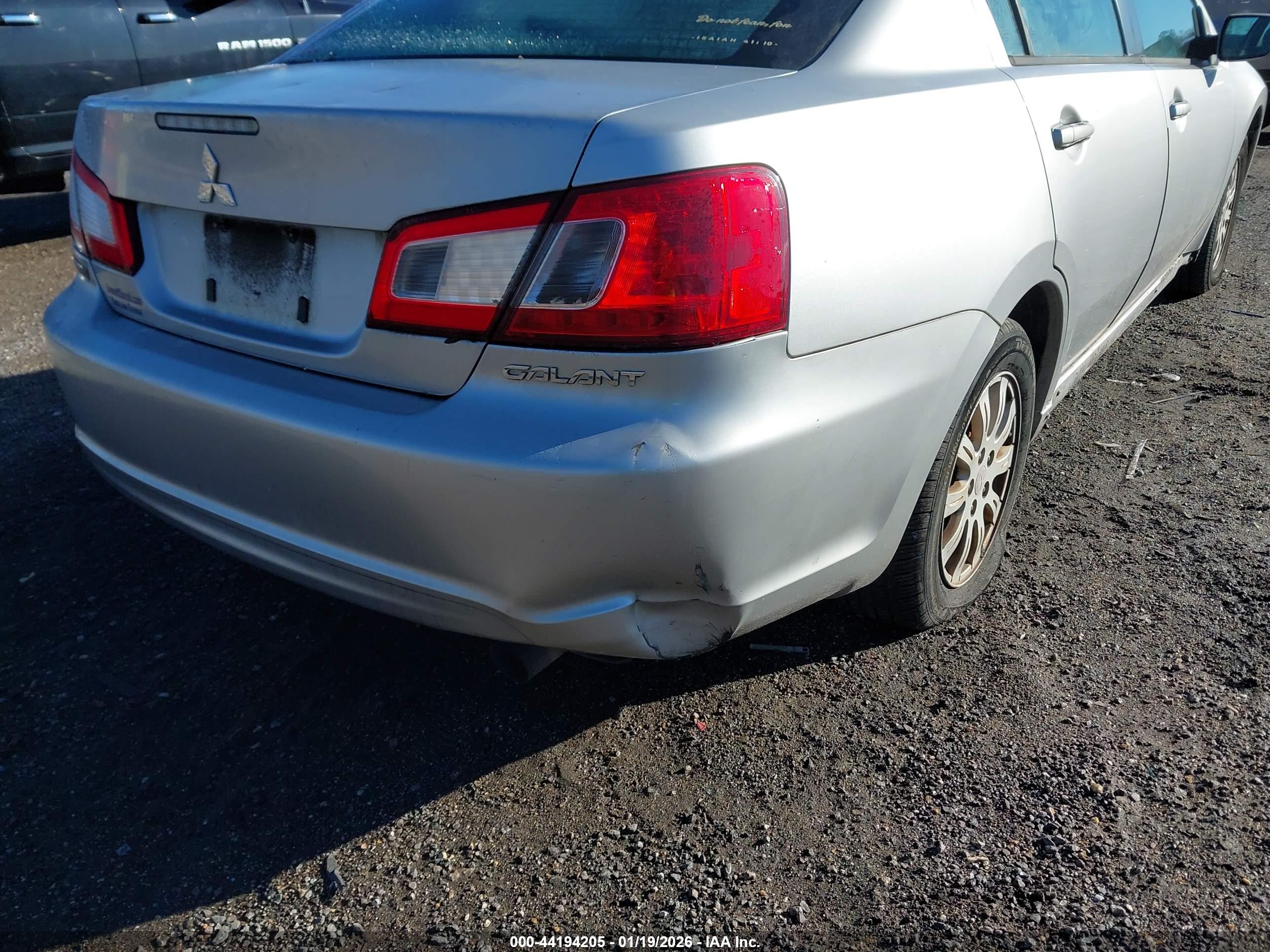 MITSUBISHI GALANT image 6