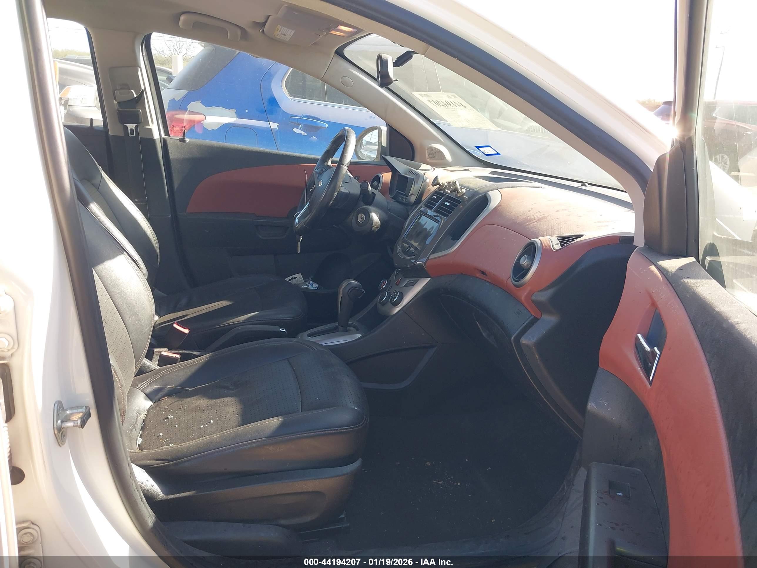 CHEVROLET SONIC image 5