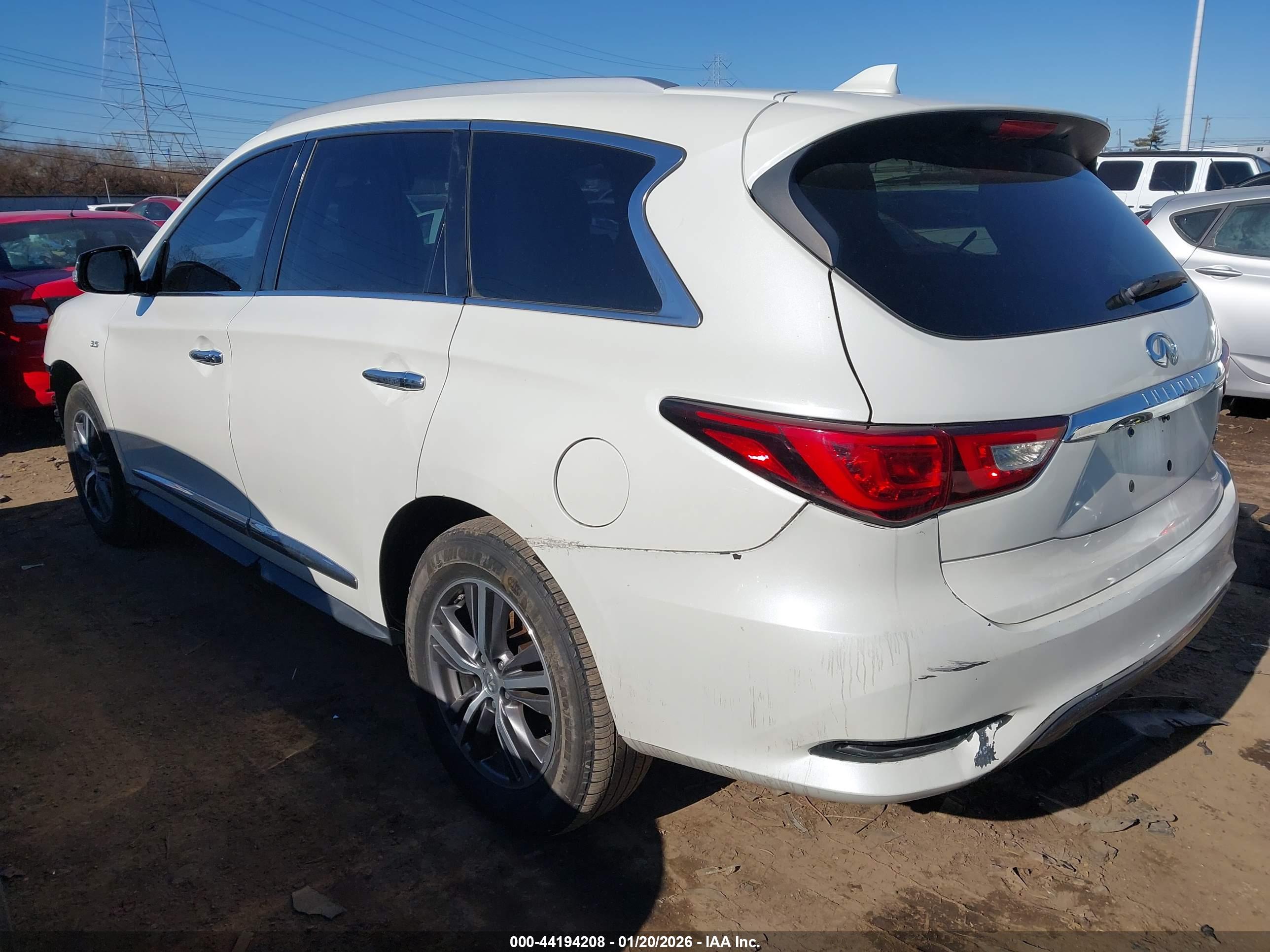 INFINITI QX60 image 3