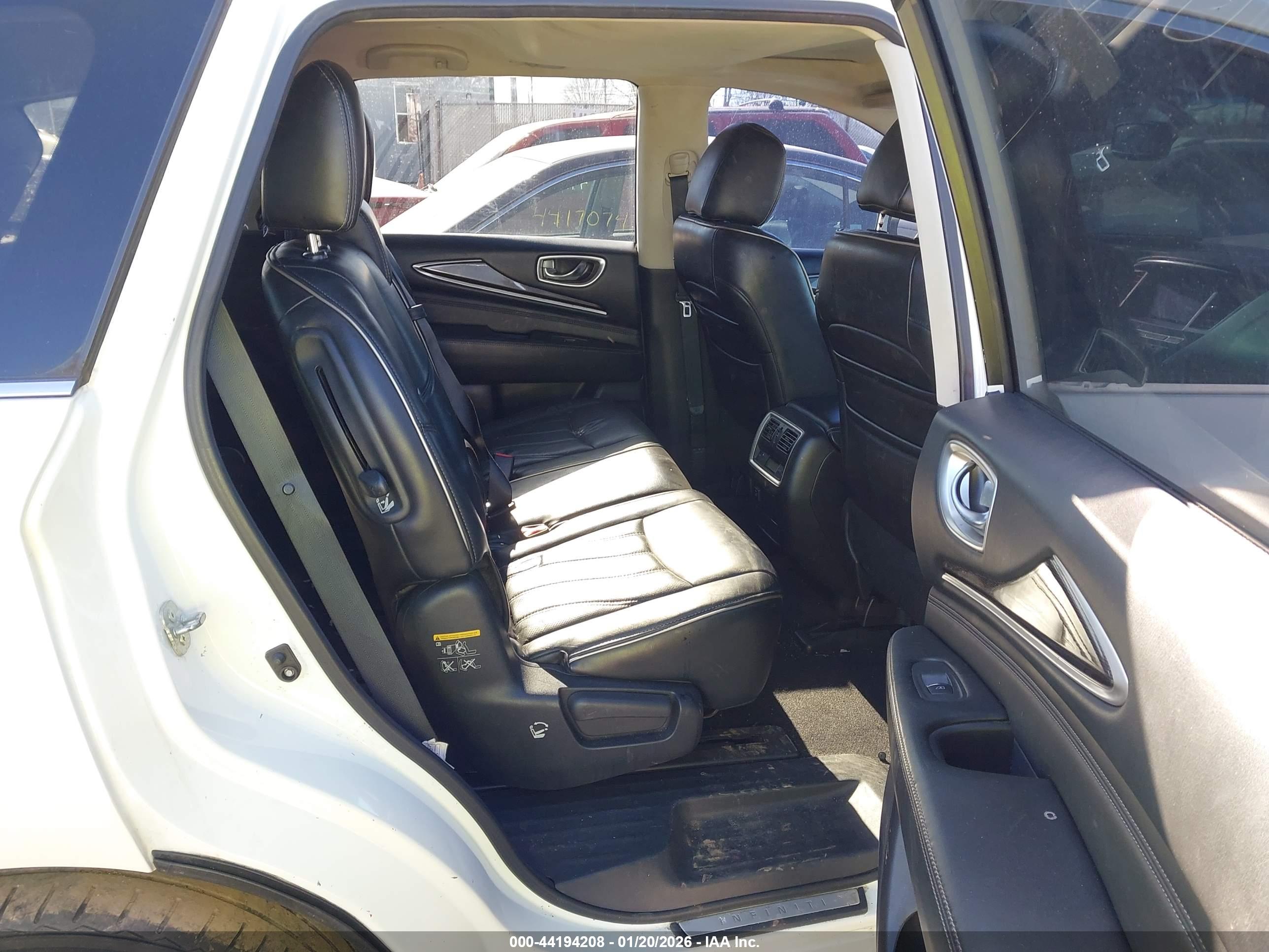 INFINITI QX60 image 8