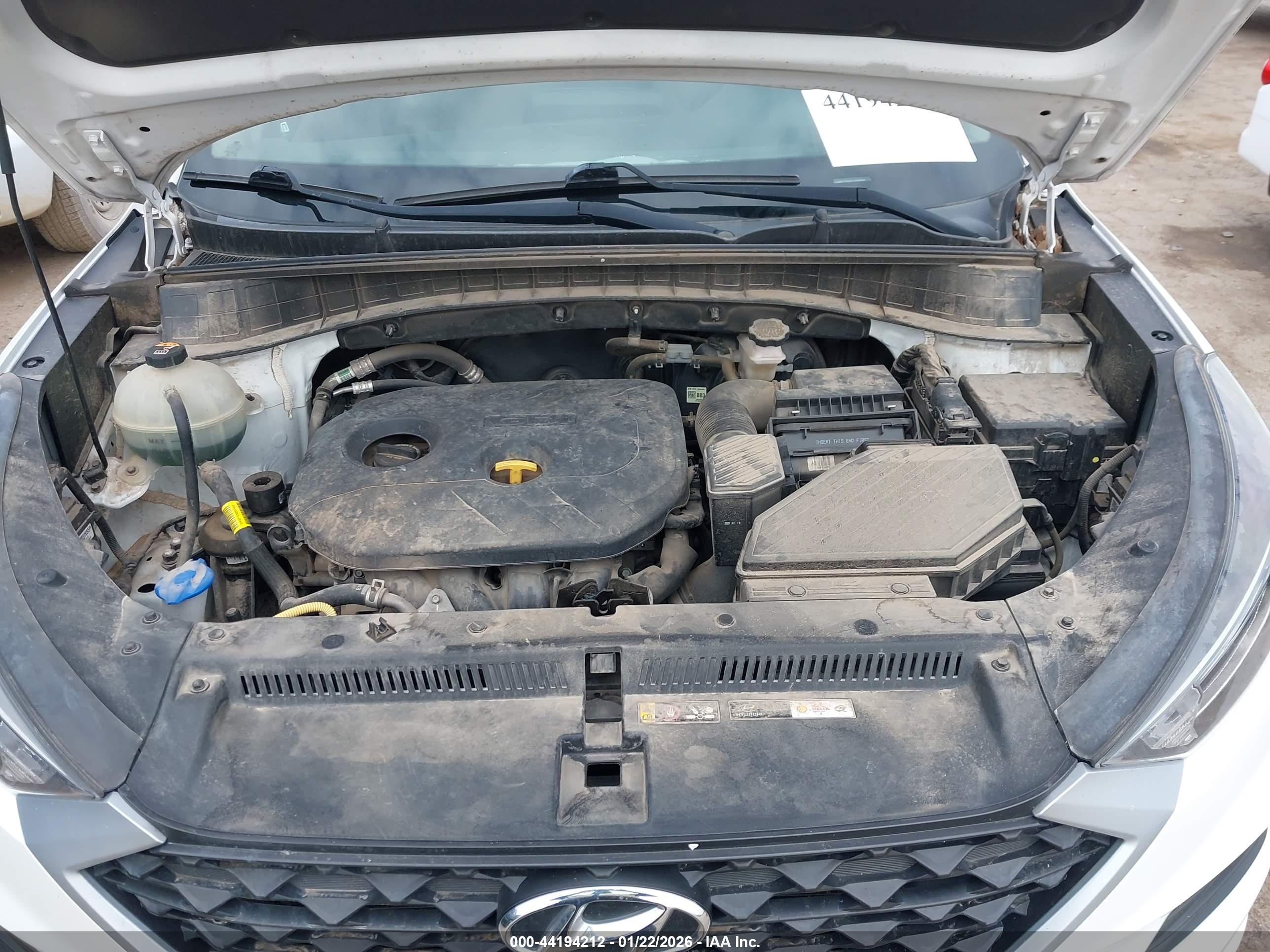 HYUNDAI TUCSON image 10