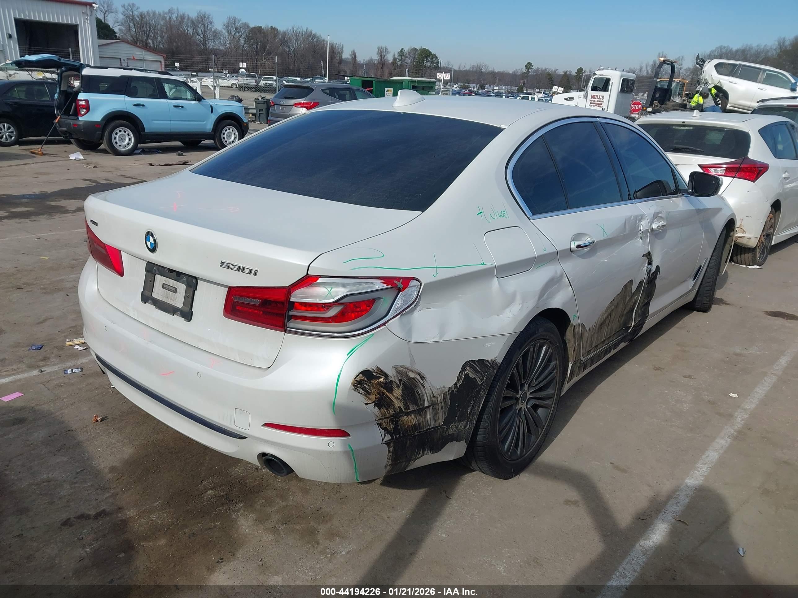 BMW 530I image 4
