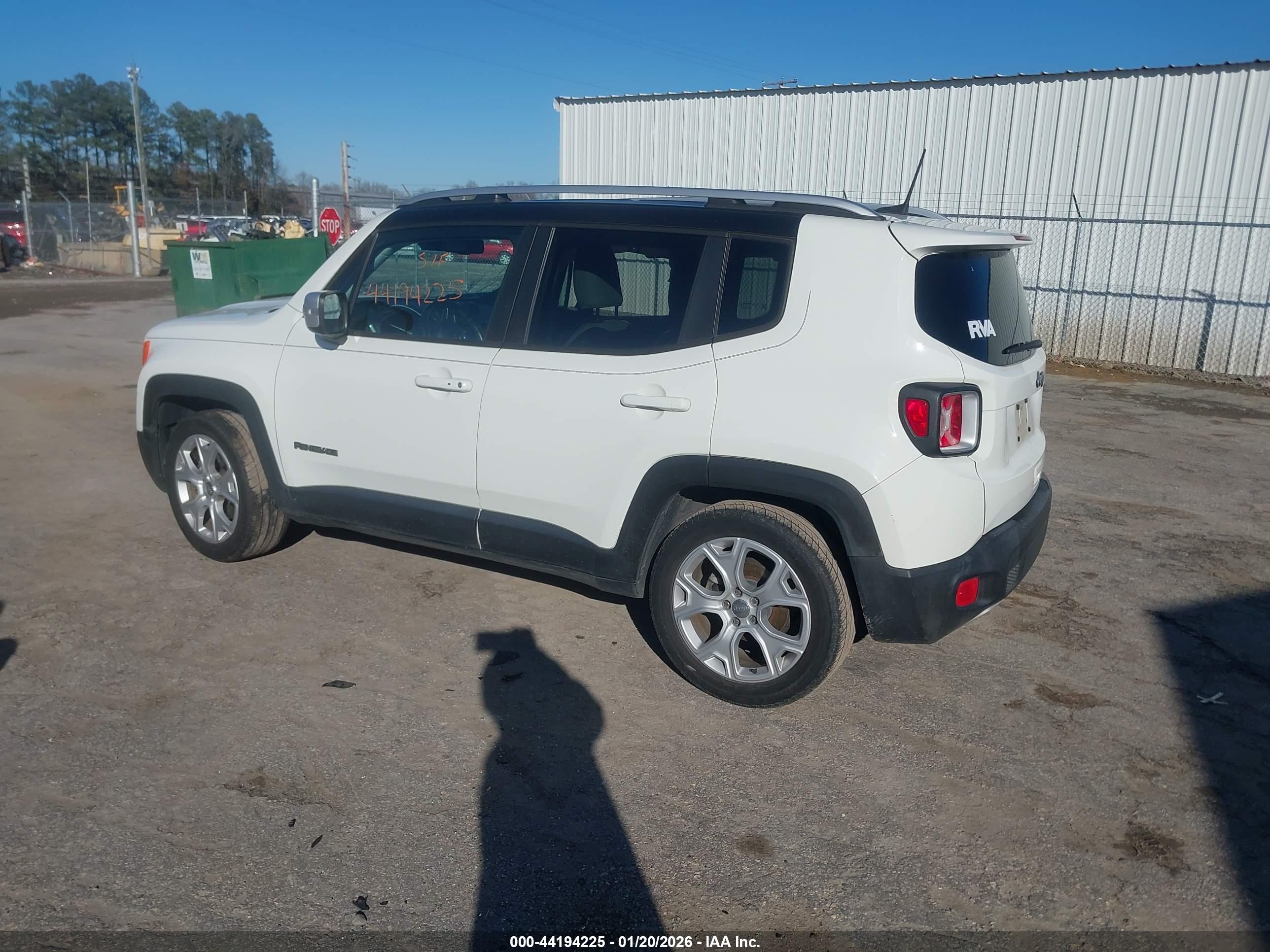 JEEP RENEGADE image 3
