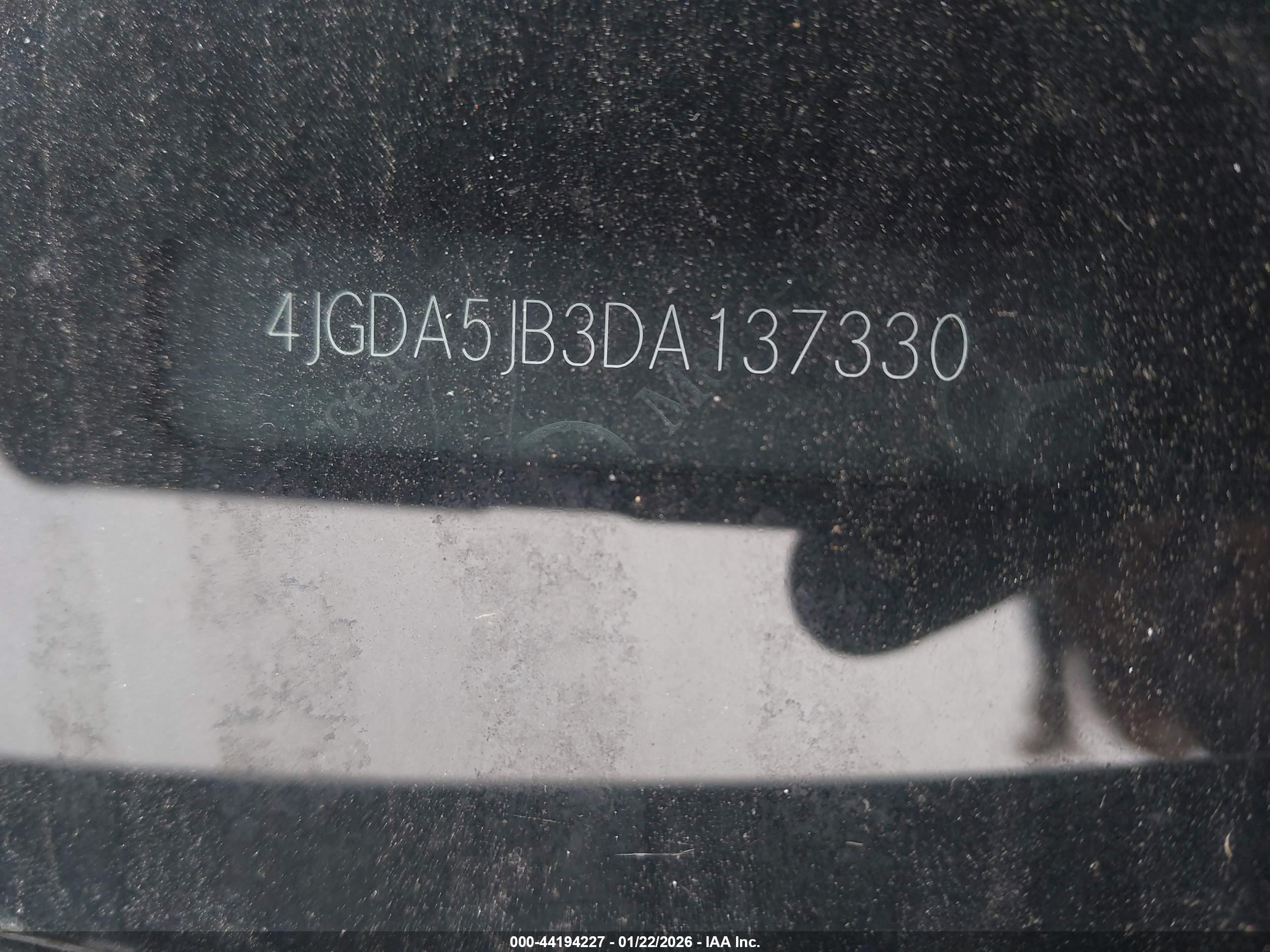 MERCEDES-BENZ ML image 9
