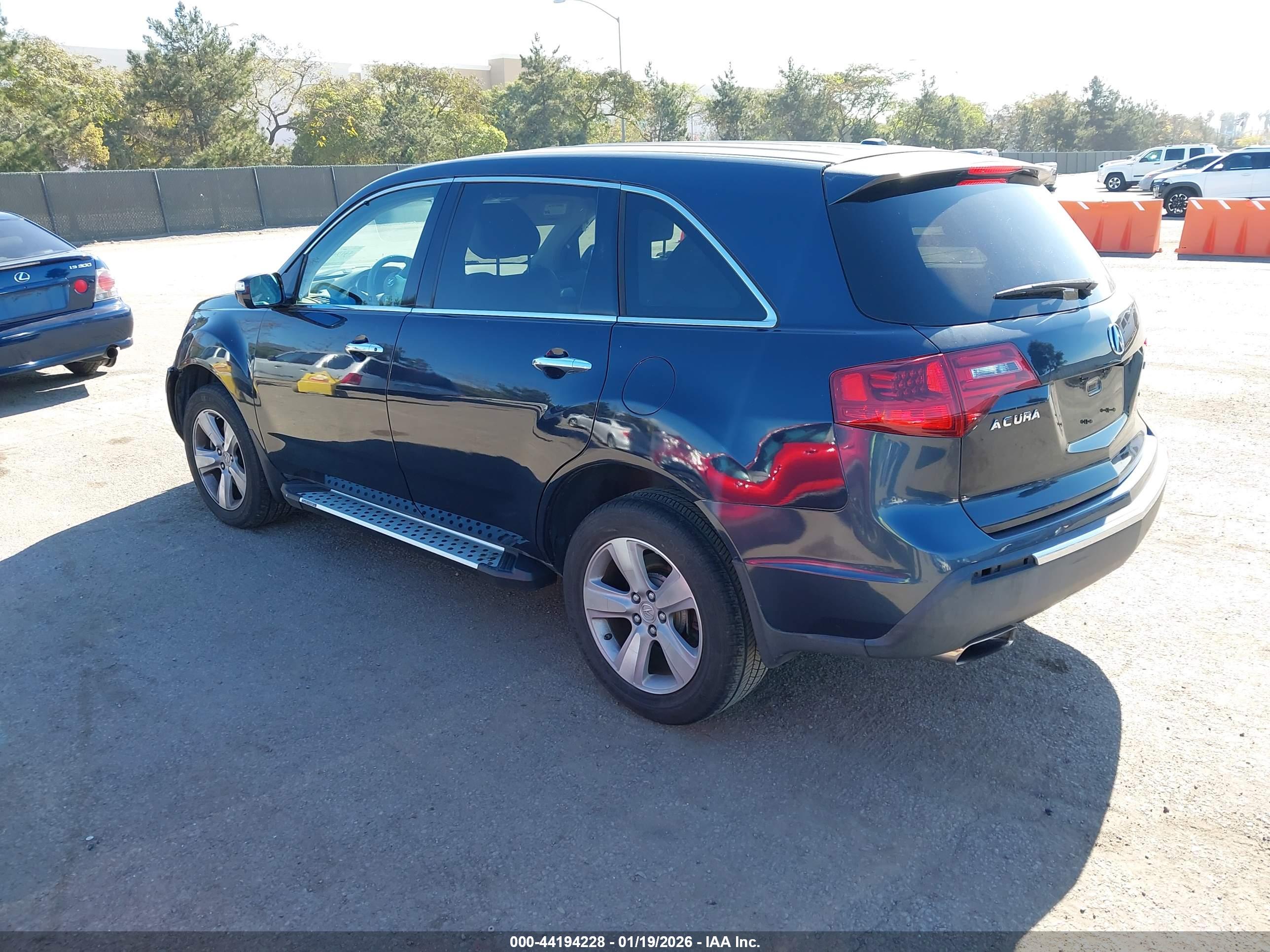 ACURA MDX image 3