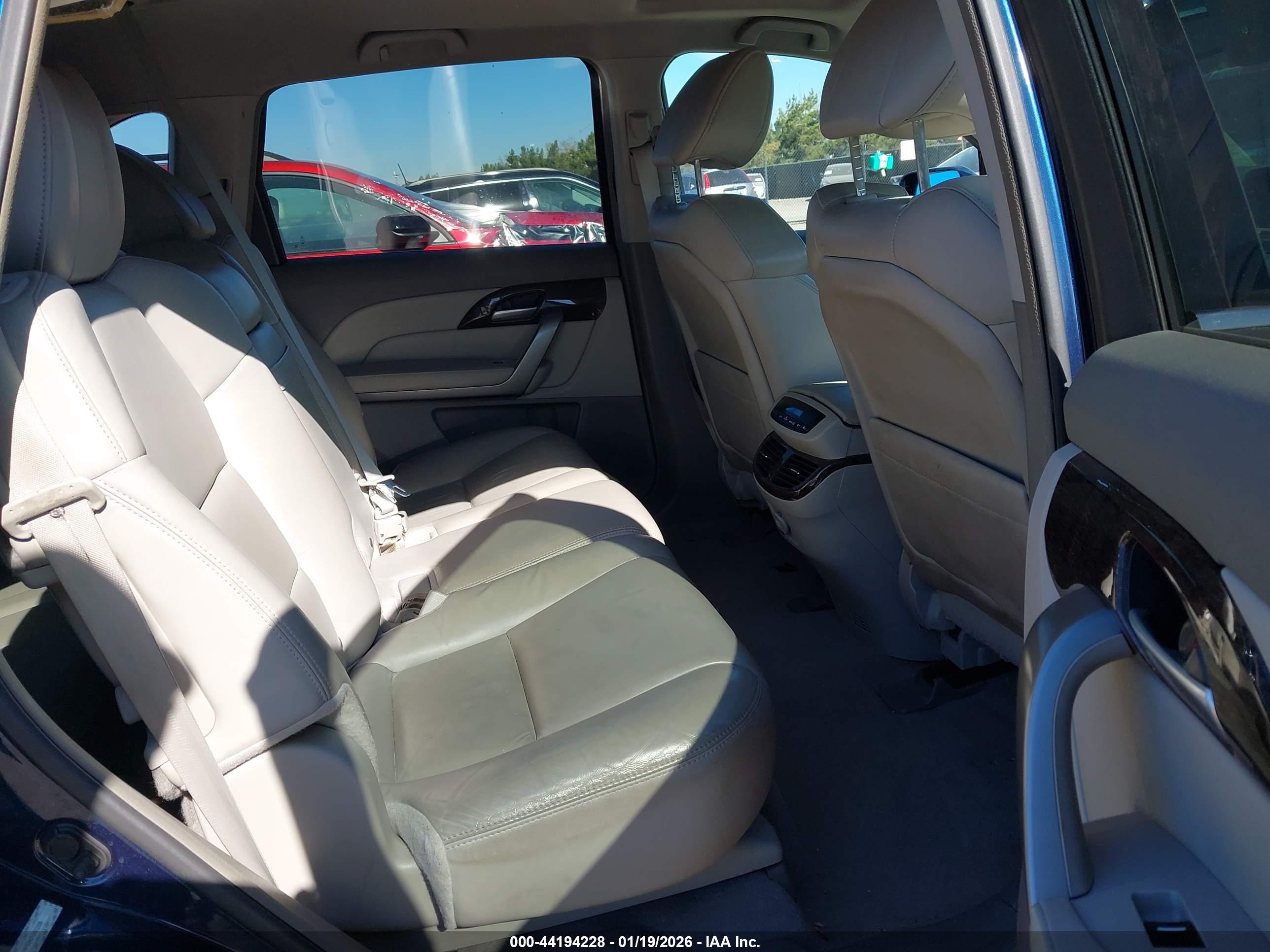 ACURA MDX image 8