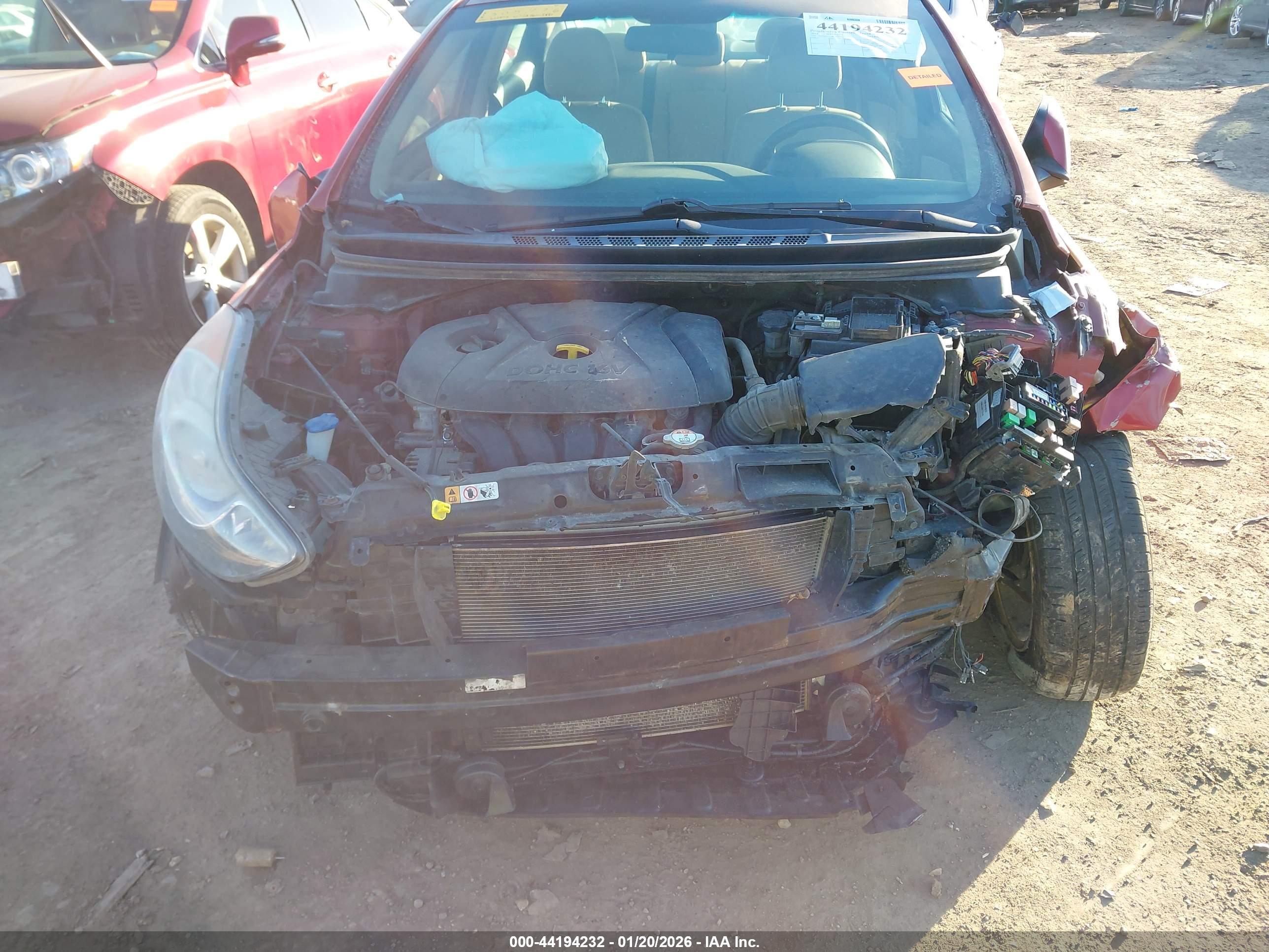 HYUNDAI ELANTRA image 6
