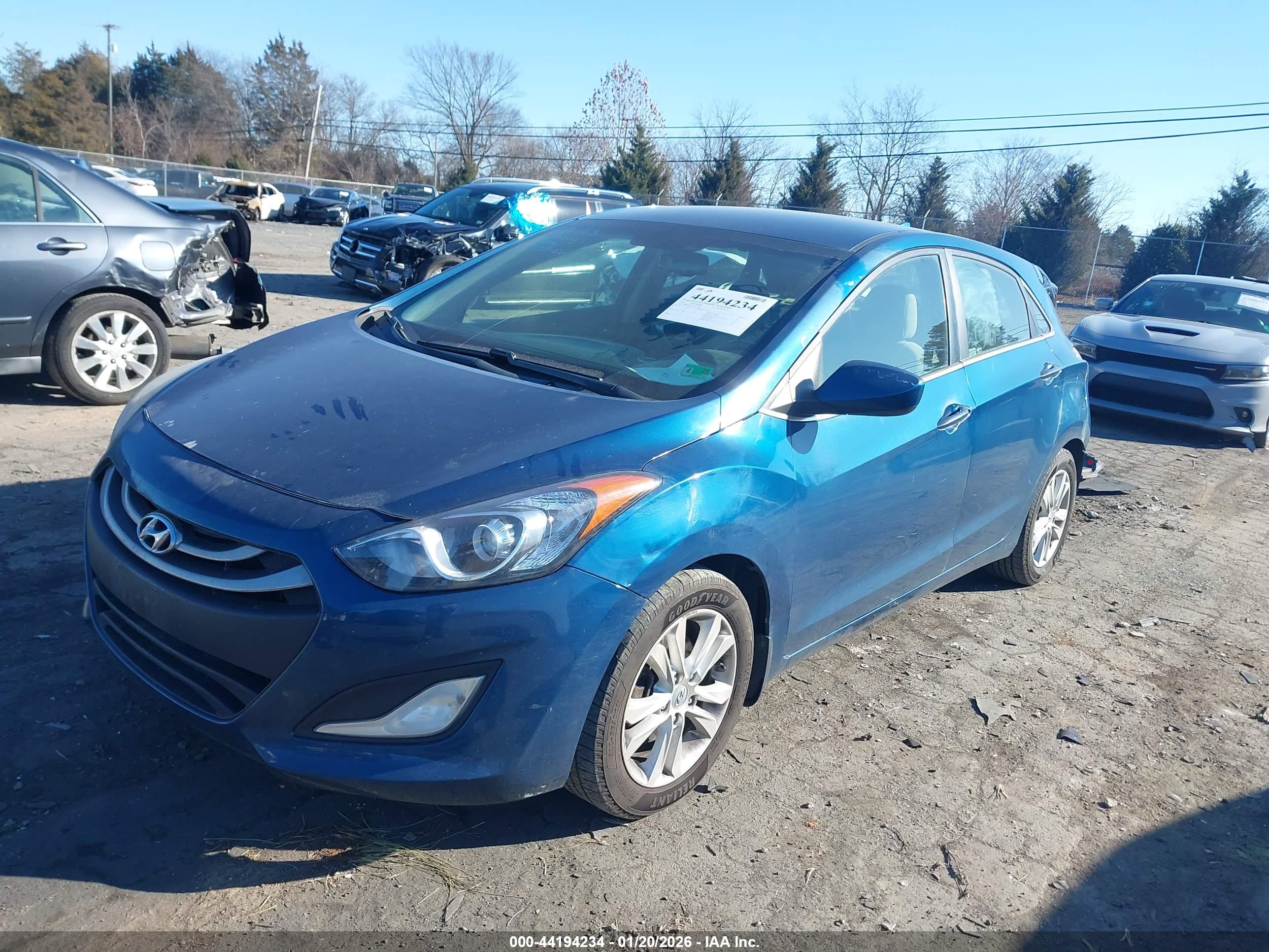 HYUNDAI ELANTRA image 2