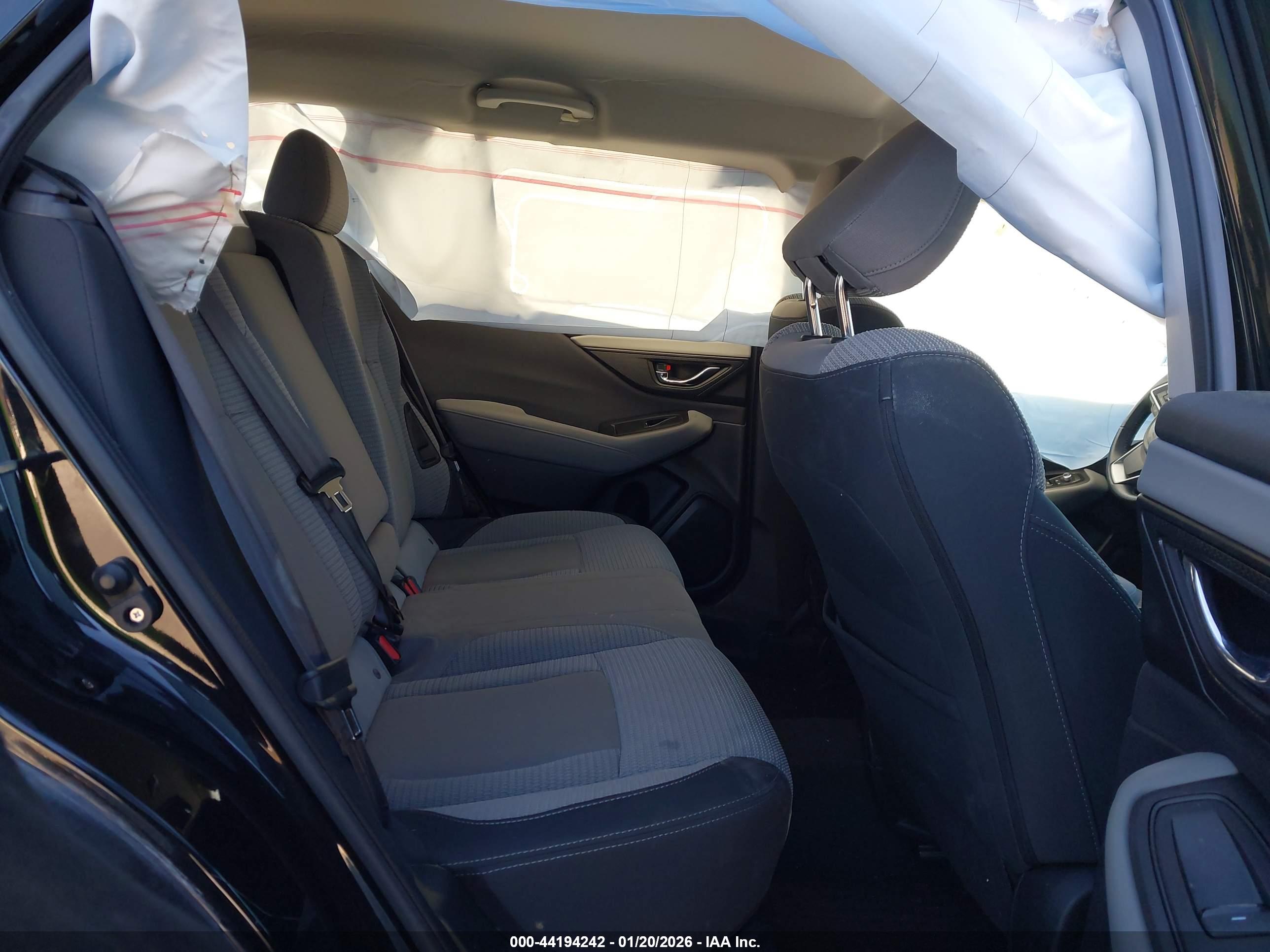 SUBARU OUTBACK image 8