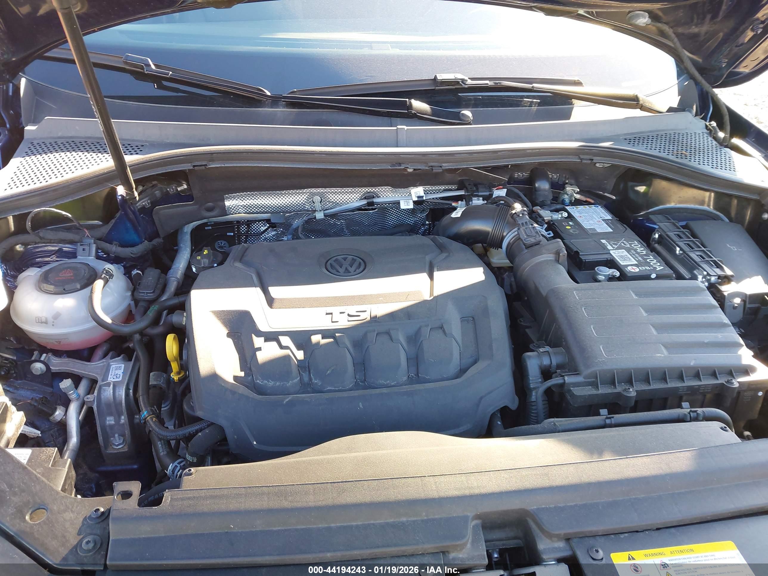 VOLKSWAGEN TIGUAN image 10