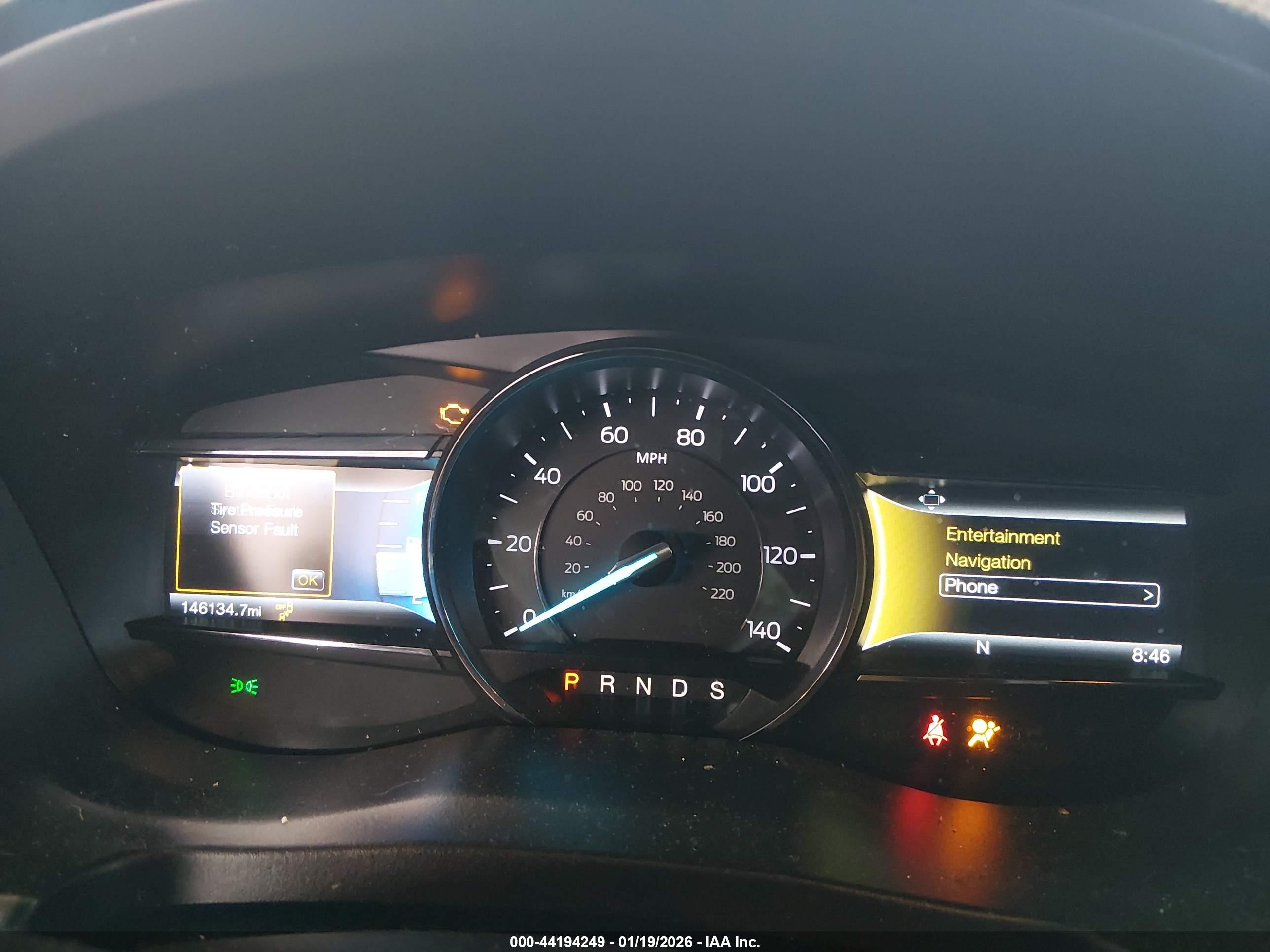 FORD EXPLORER image 7