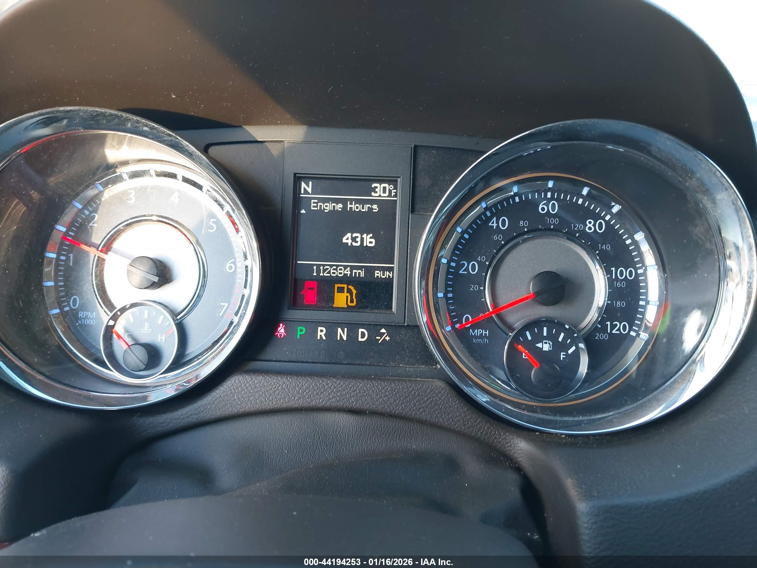 CHRYSLER TOWN image 7